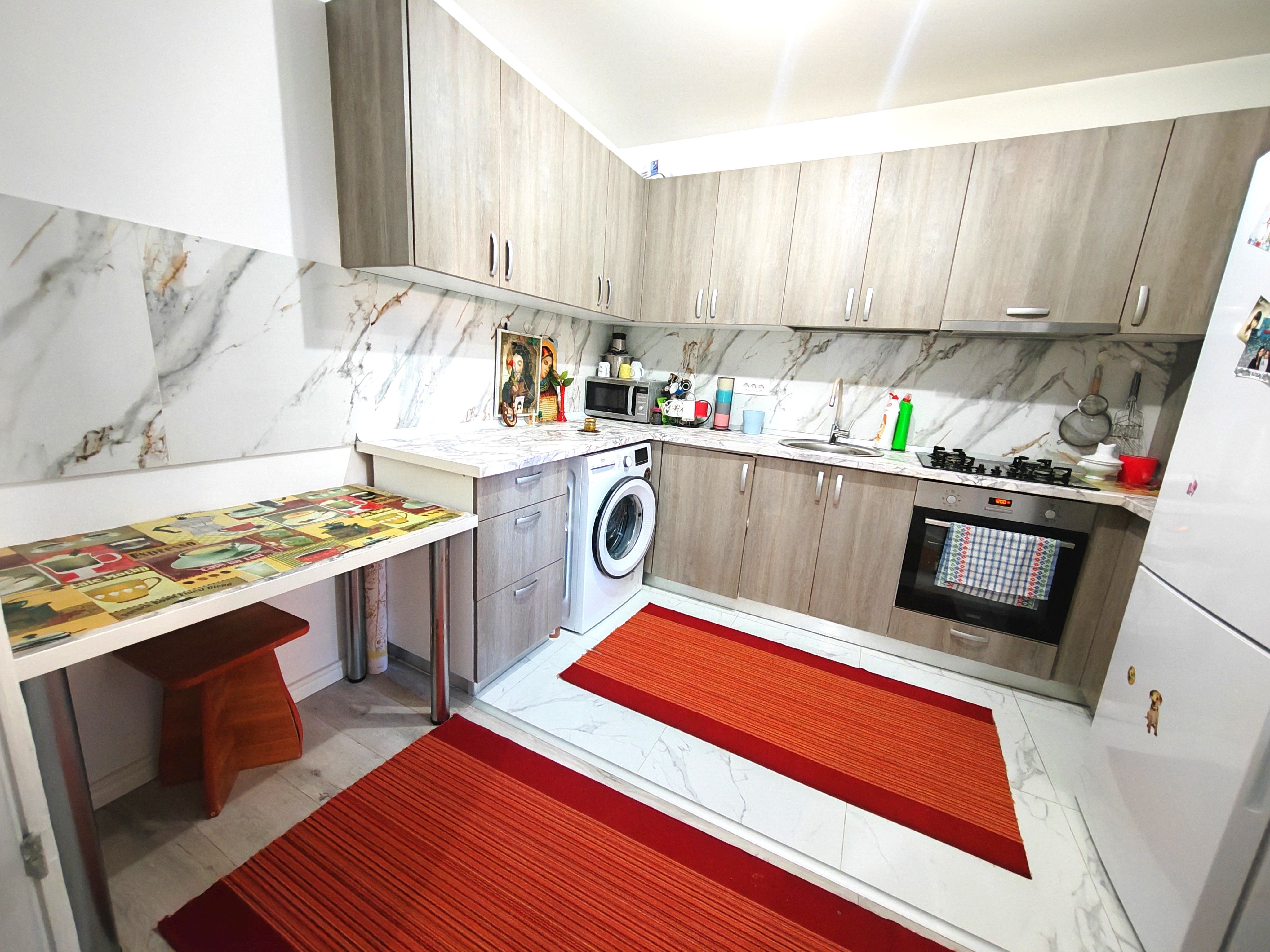 Apartament 1 camera 29,4 mp MOBILAT și UTILAT - Bucium-Visan — fotografia 3