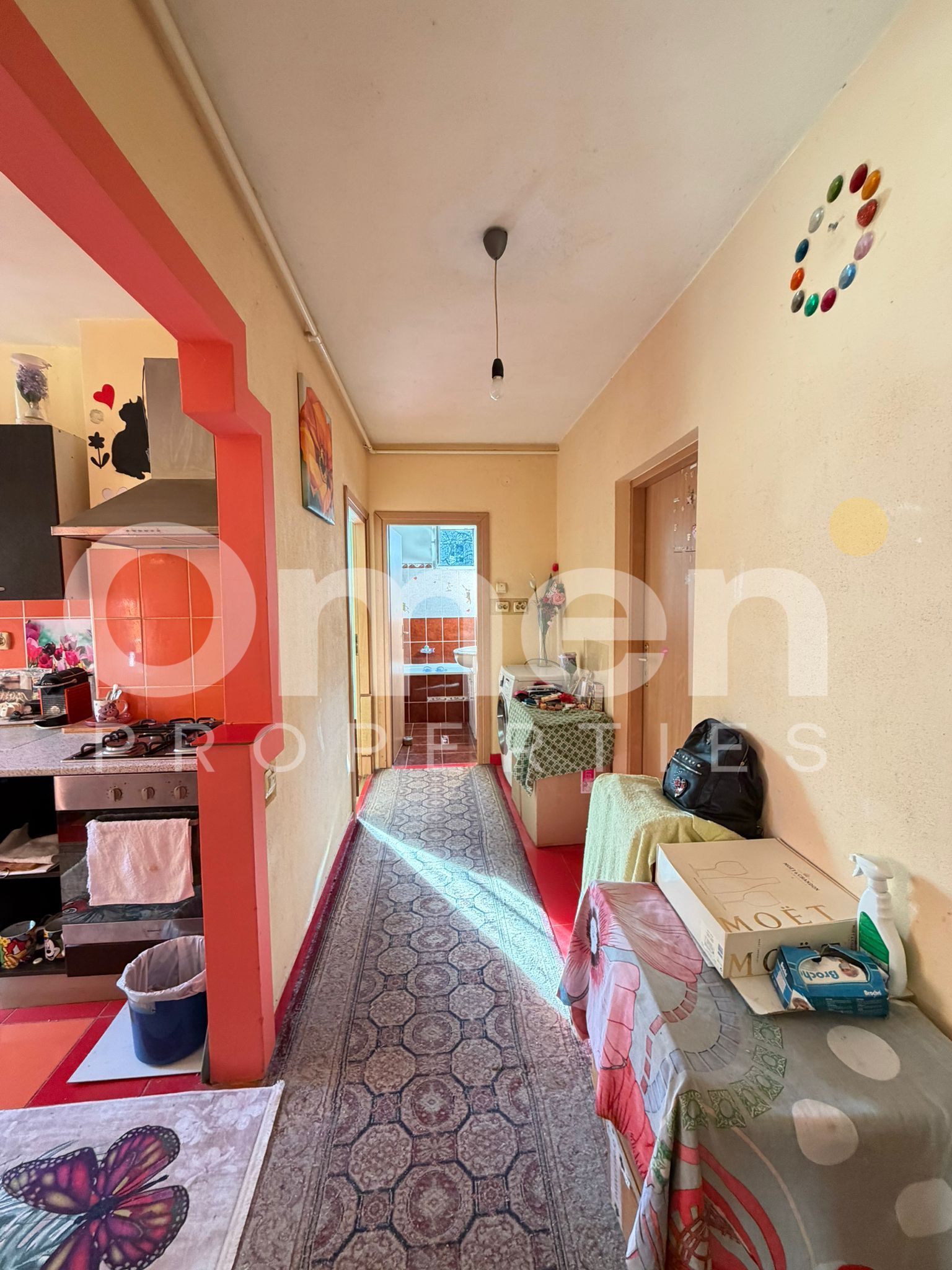 Apartament cu 3 camere, decomandat, etaj intermediar, zona Iuliu Maniu — fotografia 5