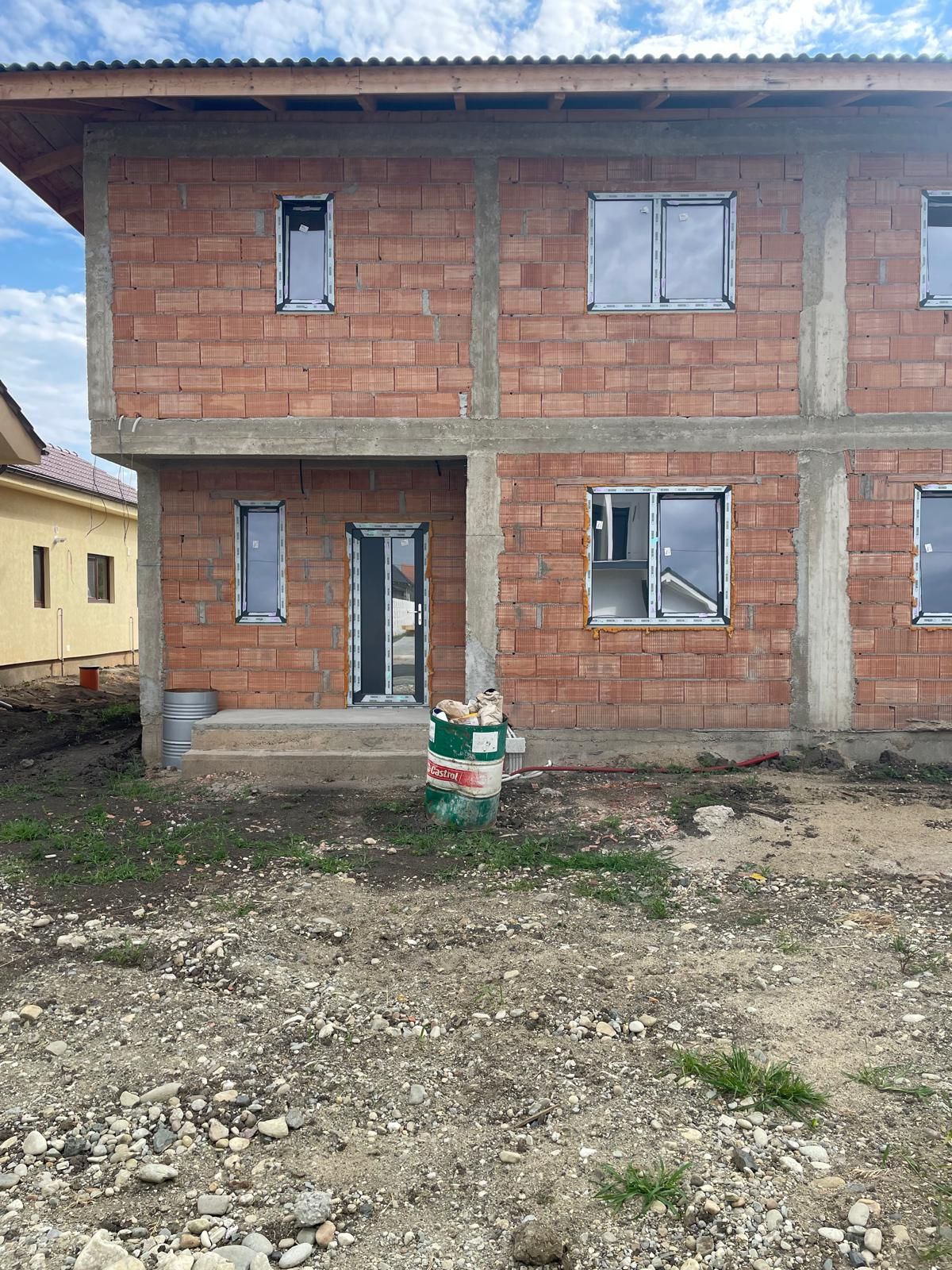 Jumătate de duplex la roșu de vânzare în Giarmata Vii, 129,52 mp utili — fotografia 6
