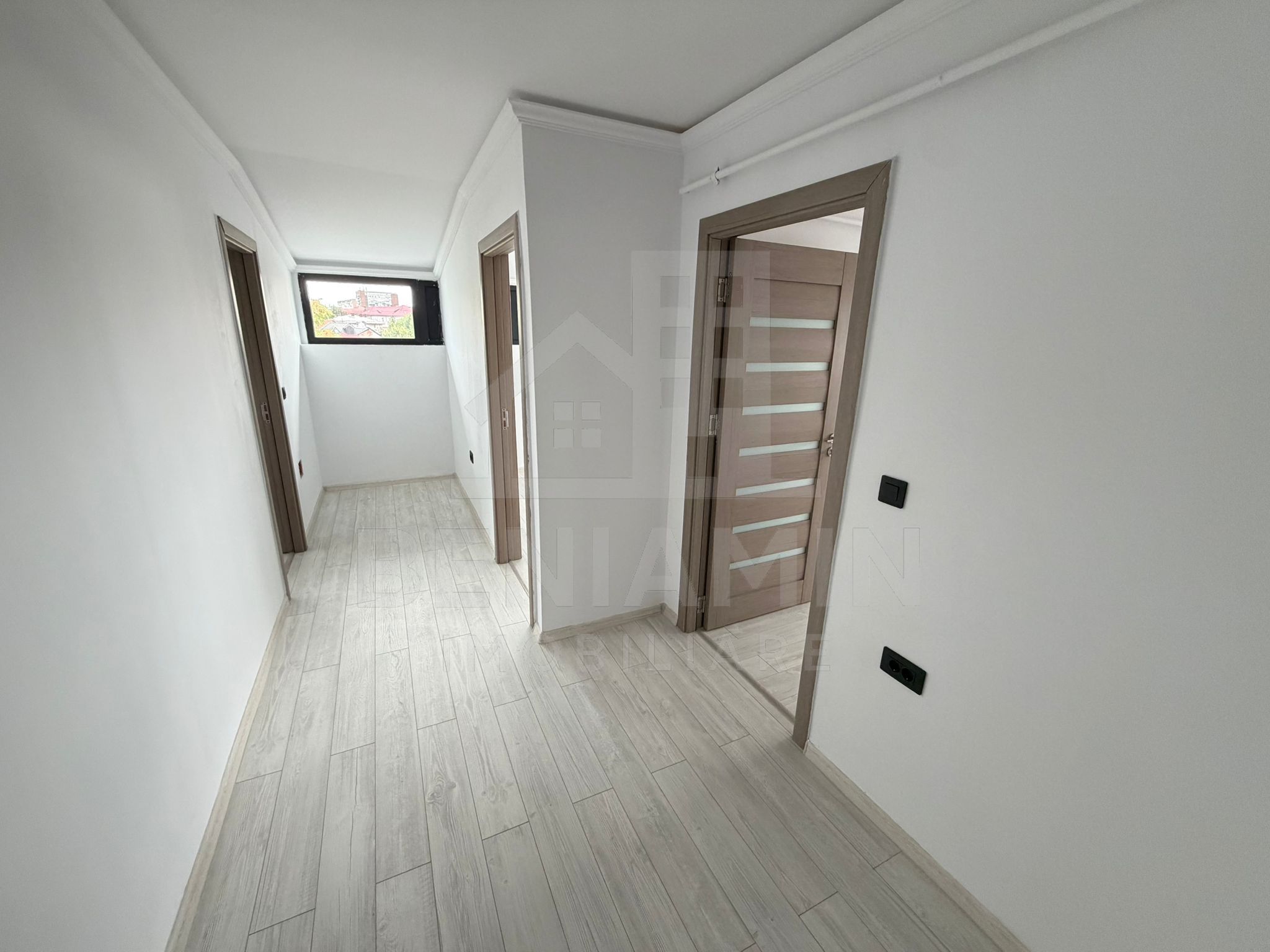 Apartament-Bloc Nou-Gradina Botanica-Etaj 3-Centrala-La Cheie-Liber — fotografia 4