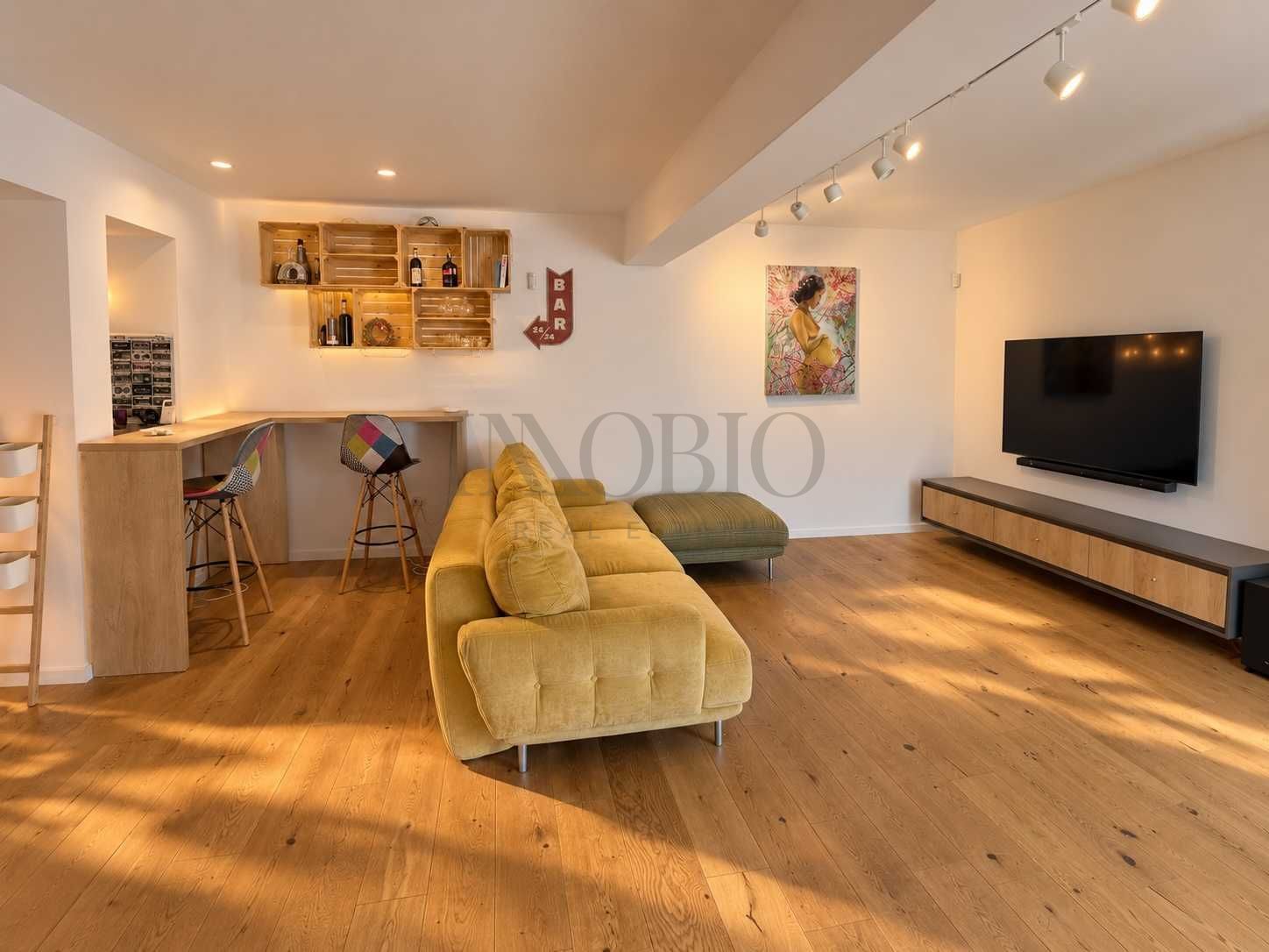 Casă individuală 140 mp | Ultracentral | Curte privată | 2 parcări — fotografia 3