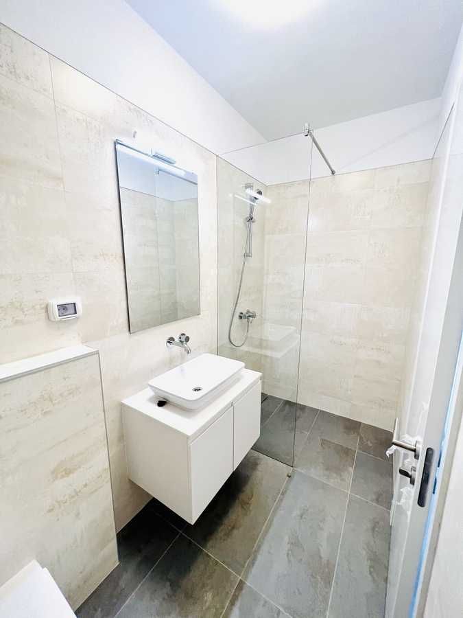 Inchiriere Apartament 2 camere Win Heratsrau-parcare — fotografia 6