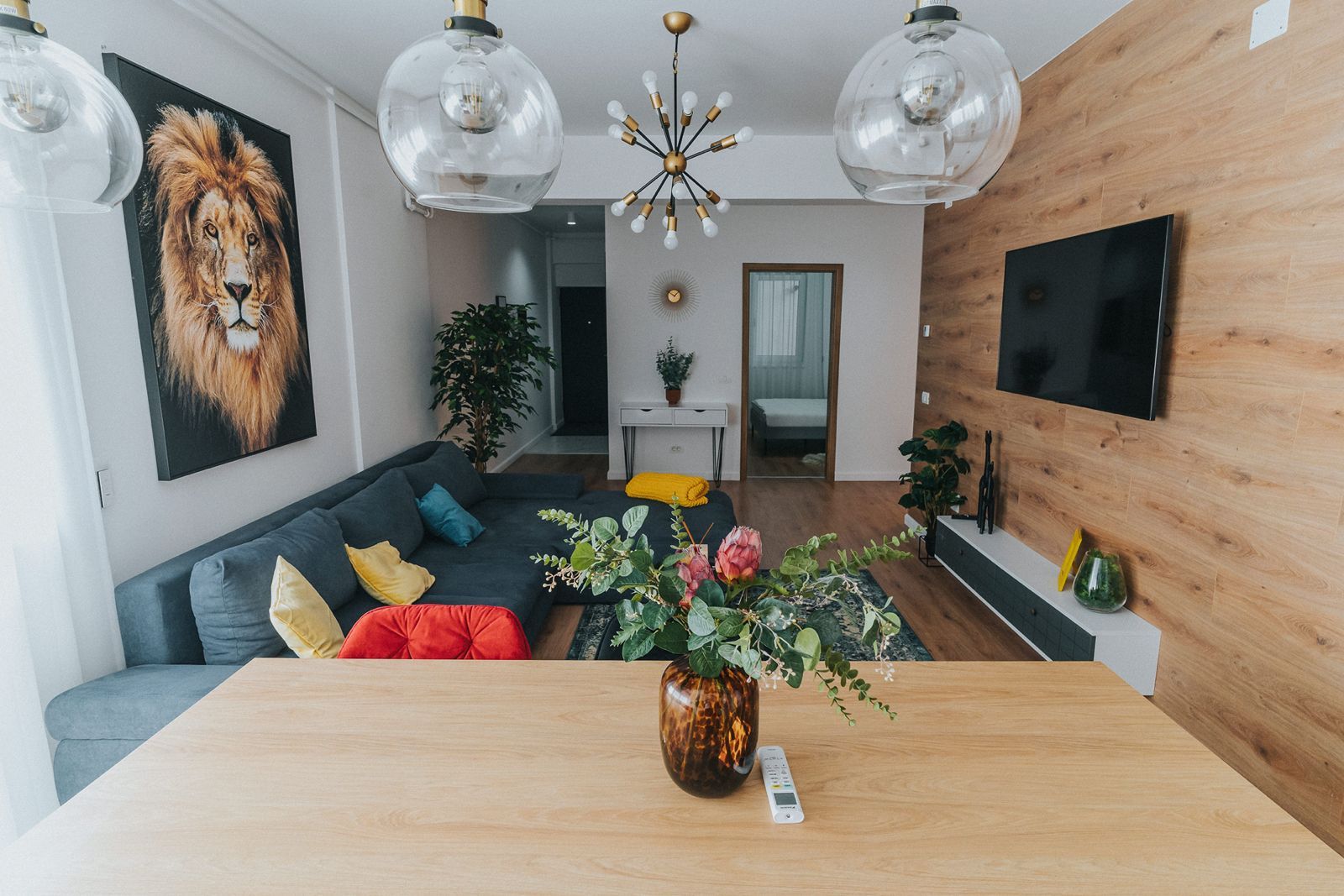 3 camere, ultracentral, Oradea. 235 000 E. Comision 0 — fotografia 6
