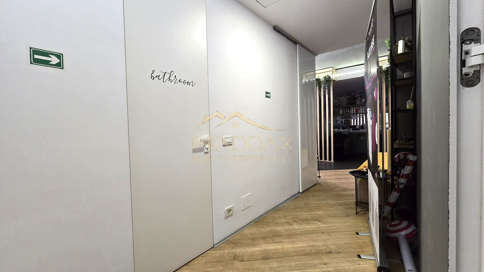 BUSINESS BEAUTY PREMIUM  „LA CHEIE”  DE VÂNZARE – PARCUL VERDI / FLOREASCA — fotografia 14