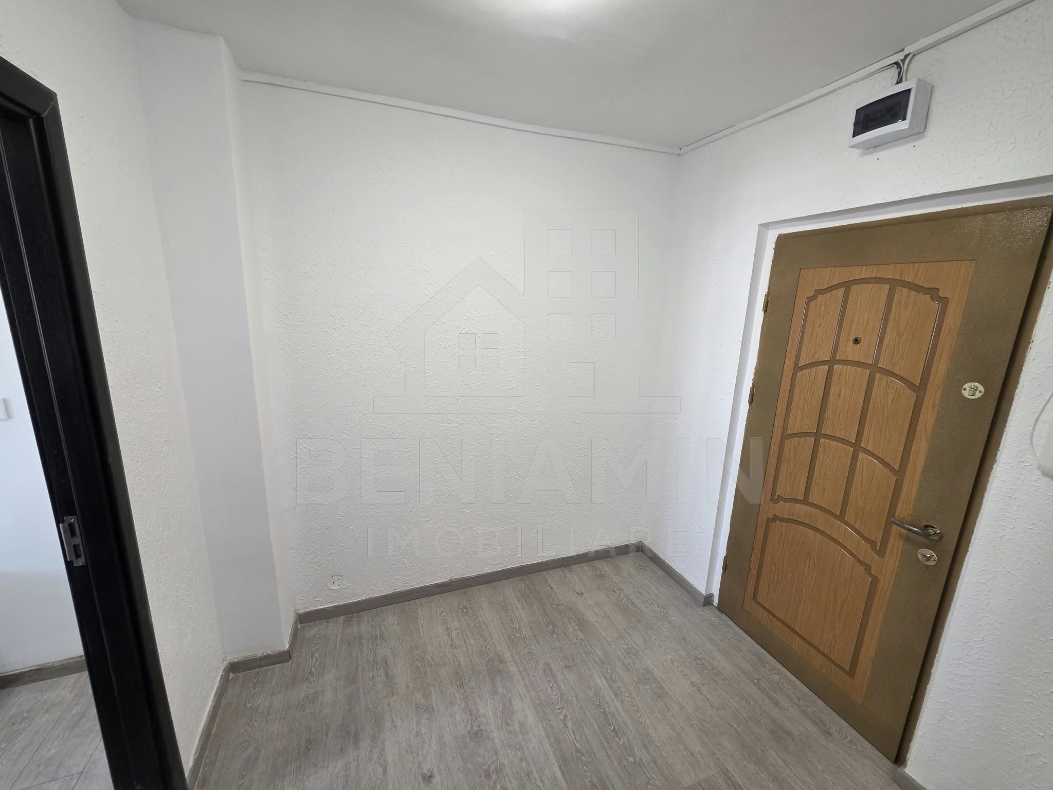 2 Camere-Brazda lui Novac-Centrala termica-Ac-52mp-Renovat-Liber — fotografia 8