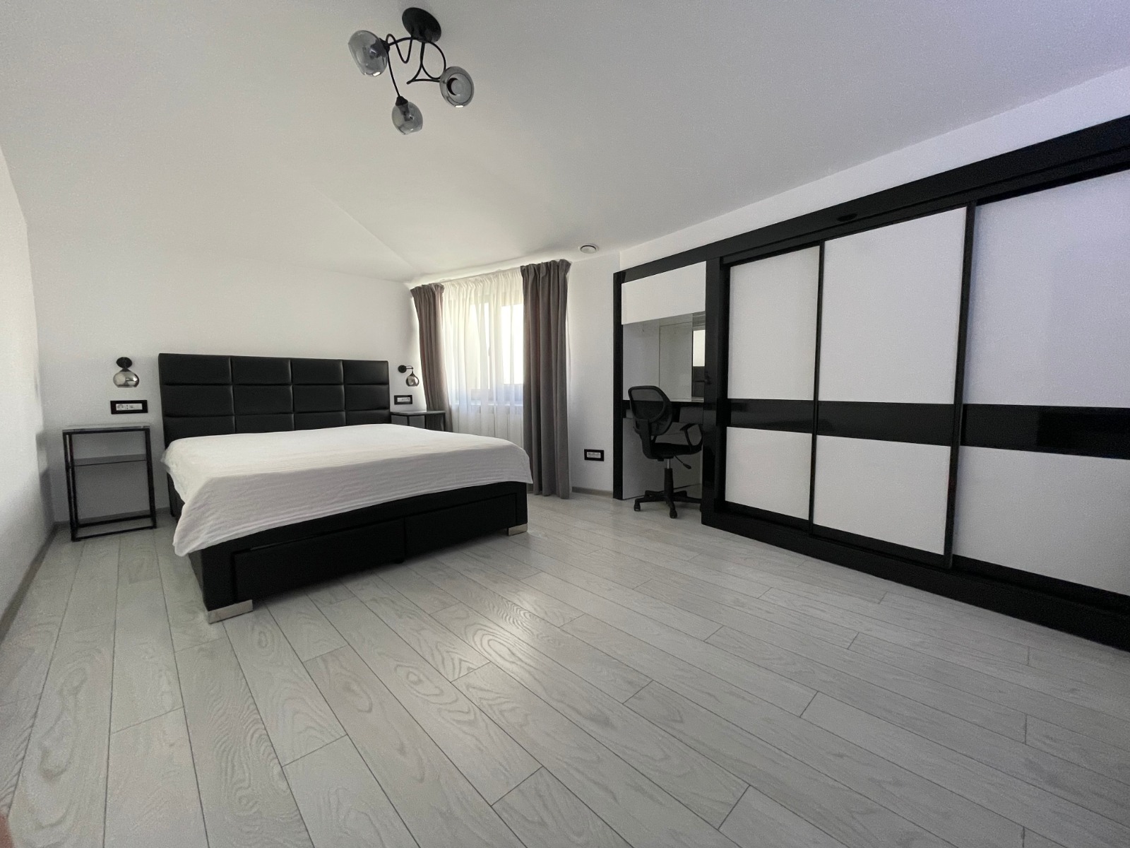 Apartament 3 camere, Zona G. Enescu