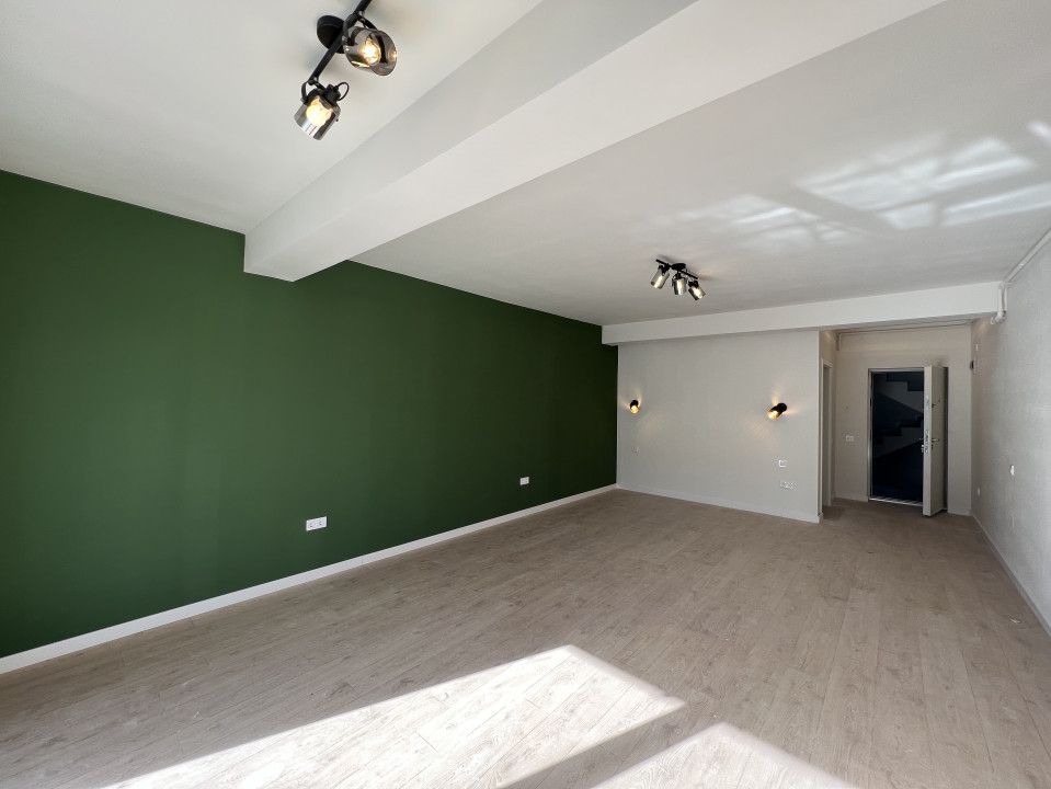 Apartament Garsoniera Studio la cheie balcon parcare zona Vest Sibiu — fotografia 3