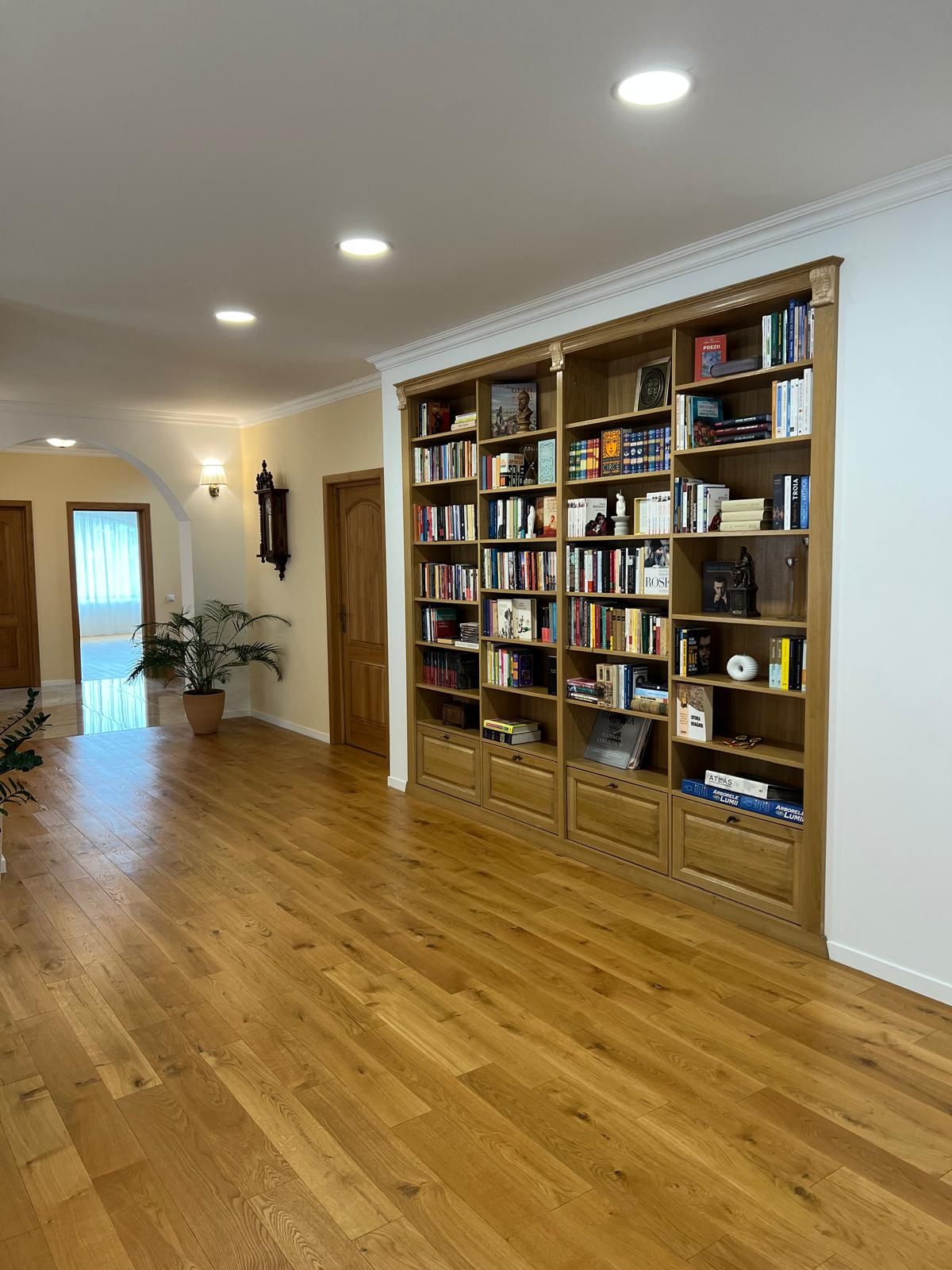 Casa 5 camere,477 mp,1077 mp teren, zona Cornisa,0%comision — fotografia 12