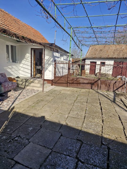 Casă frumoasă - zonă liniștită — fotografia 5
