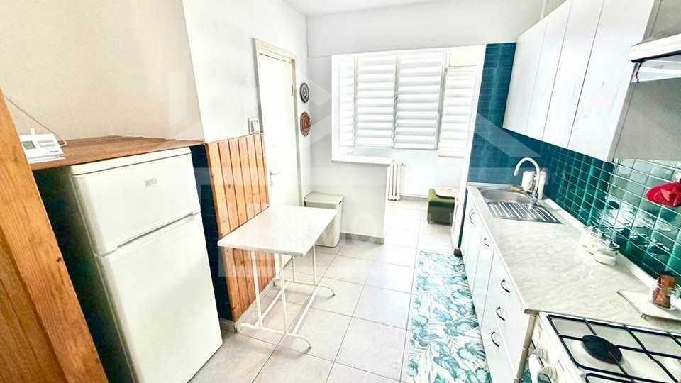 Apartament cu 3 camere, 55 mp, decomandat, Zona UMFST — fotografia 4