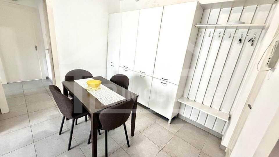 Apartament cu 3 camere, 55 mp, decomandat, Zona UMFST — fotografia 5
