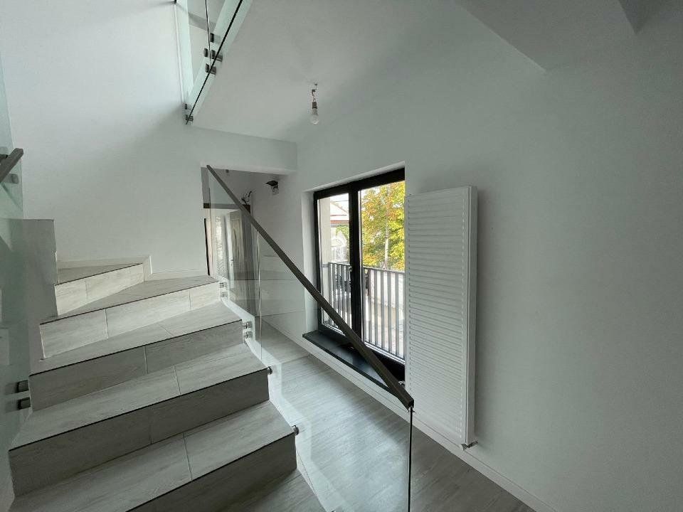Vila de vanzare — fotografia 6