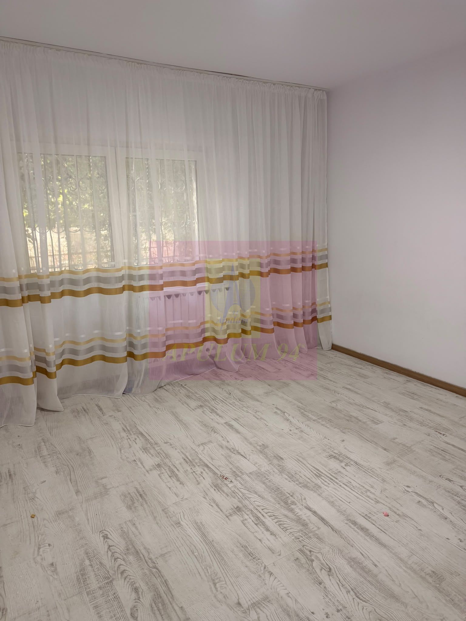 Vanzare apartament 4 camere -Vitanul Nou — fotografia 5