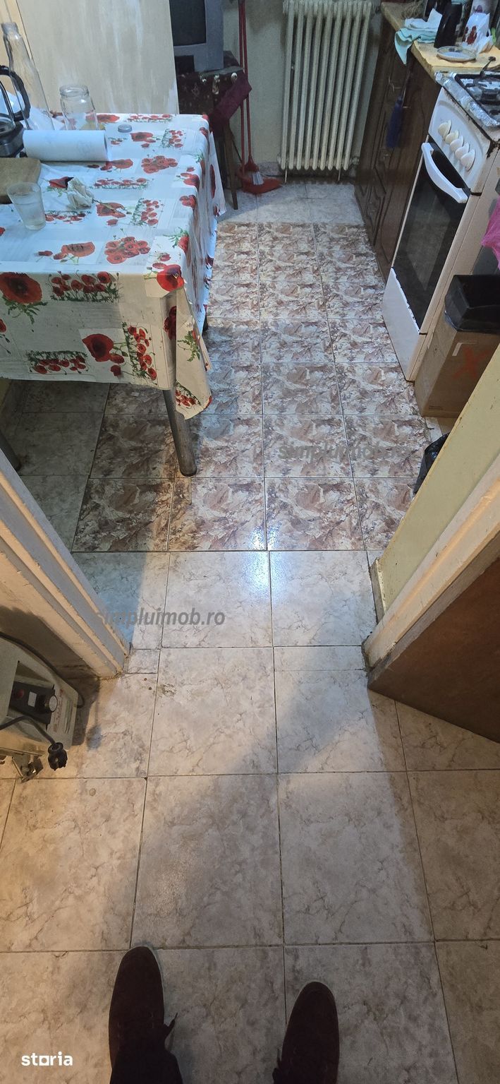 3 Camere Spatios Parcare Resita Huedin — fotografia 4