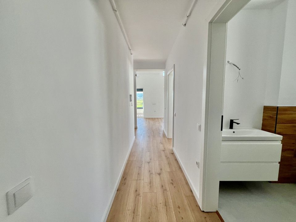 Penthouse 3 camere 100mpu terasa parcare la alb Cristian 5 min Sibiu — fotografia 4