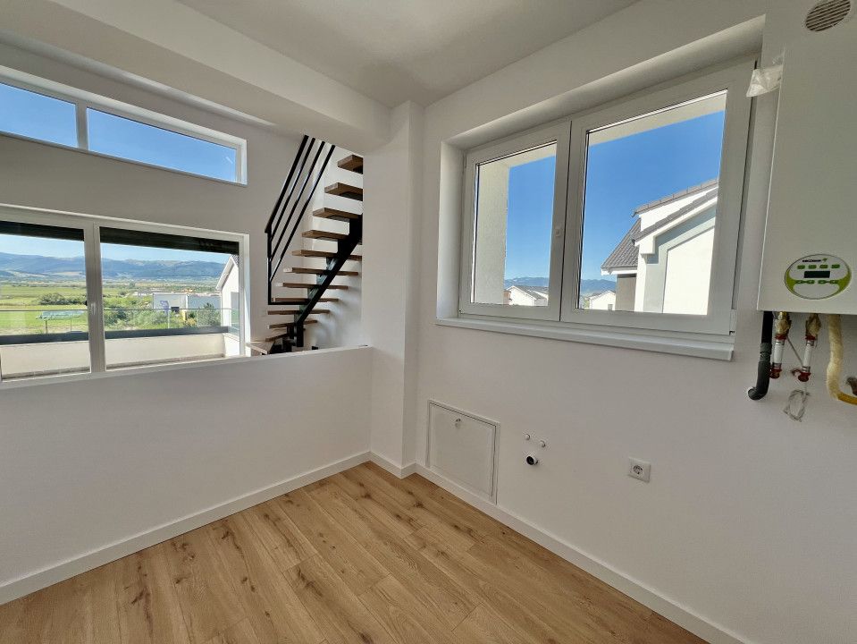Penthouse 3 camere 100mpu terasa parcare la alb Cristian 5 min Sibiu — fotografia 6