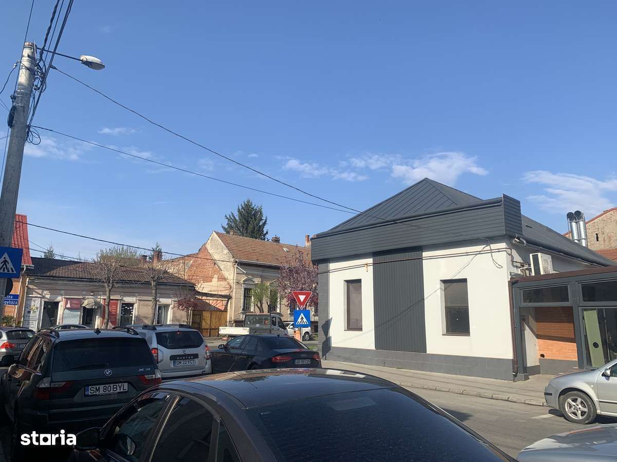 Spațiu comercial, Central, Martirilor Deportați colț Iului Maniu — fotografia 3