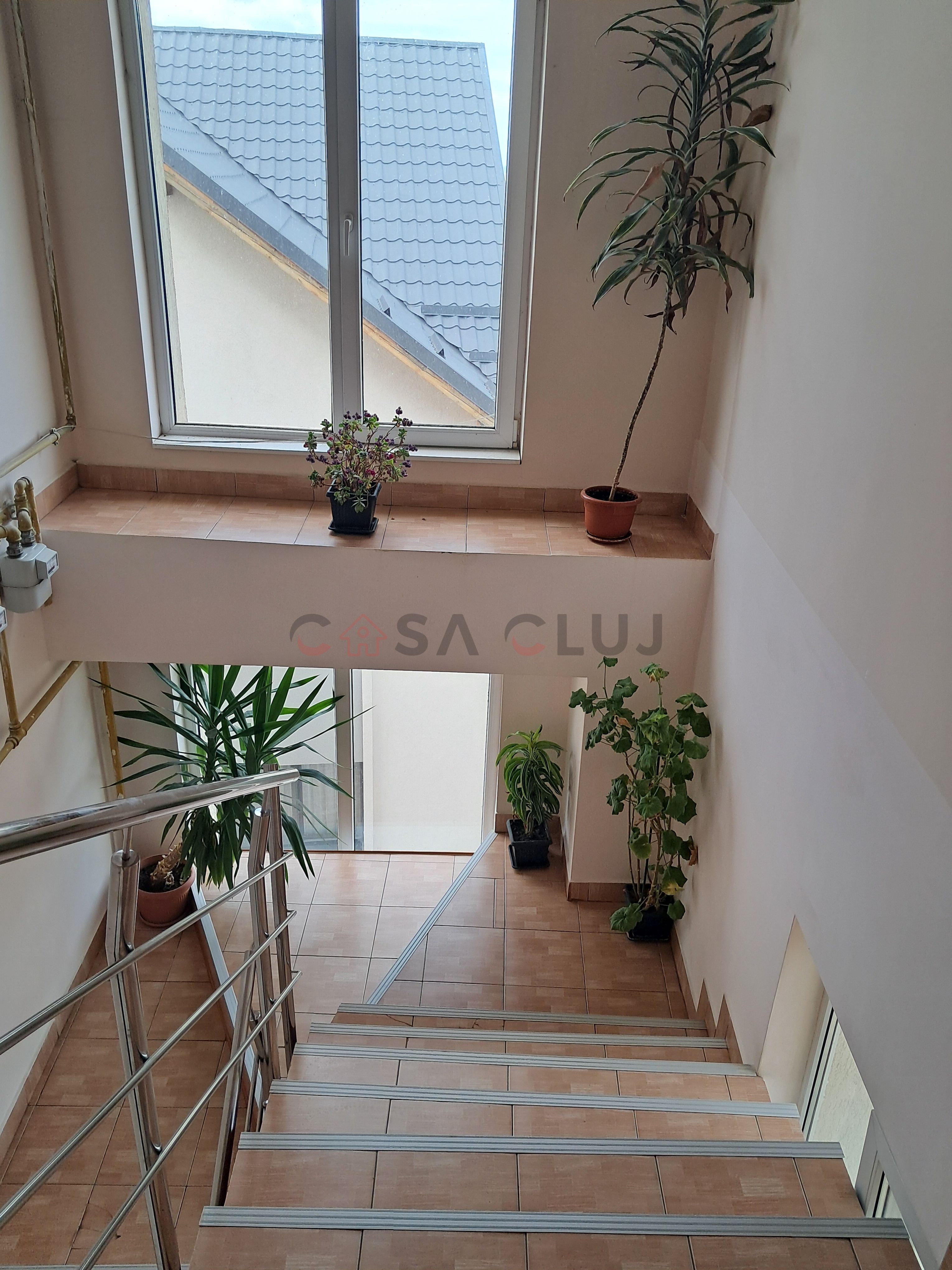 Apartament de 5 camere în Vilă , ideal ivestiție, parcări — fotografia 10