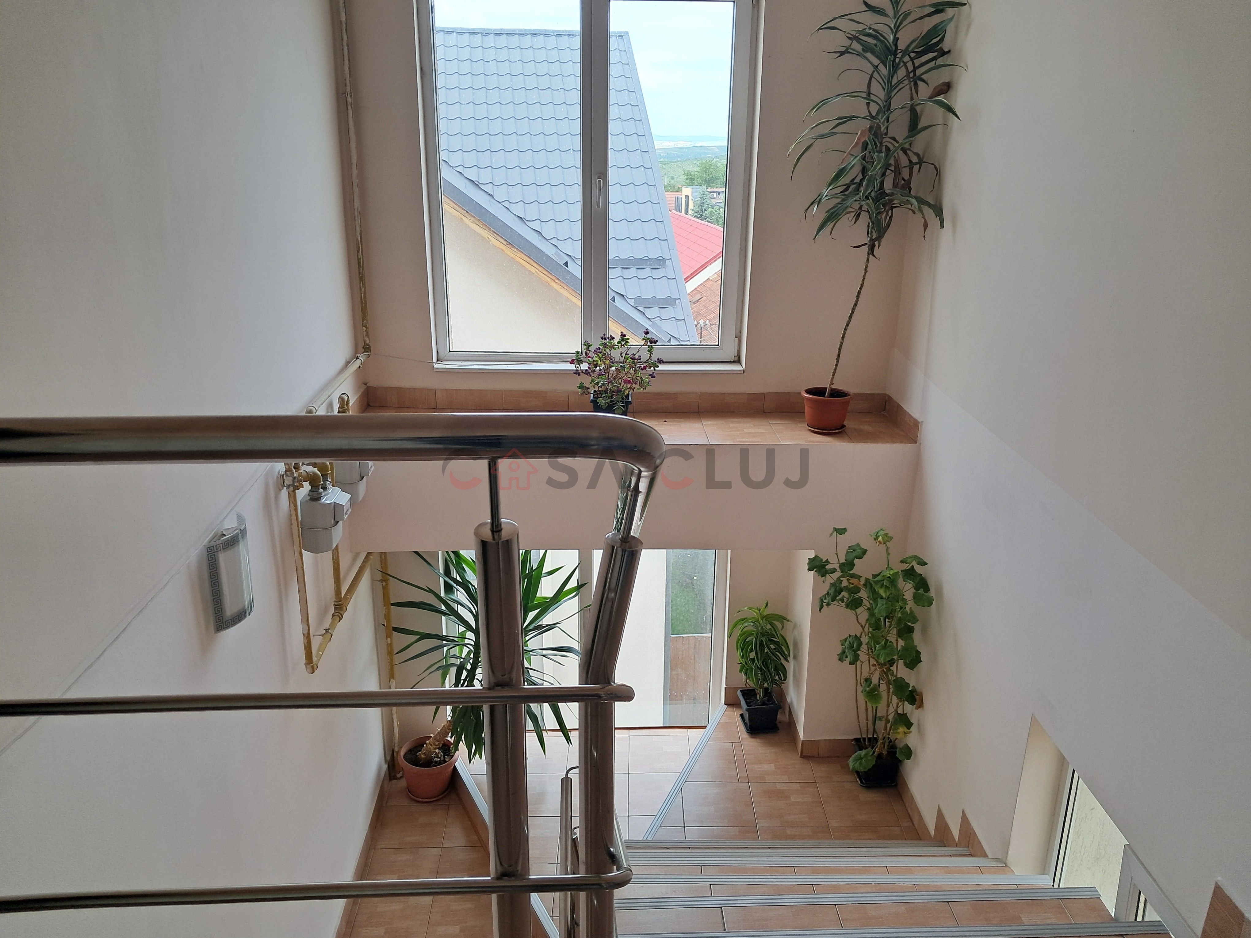 Apartament de 5 camere în Vilă , ideal ivestiție, parcări — fotografia 12