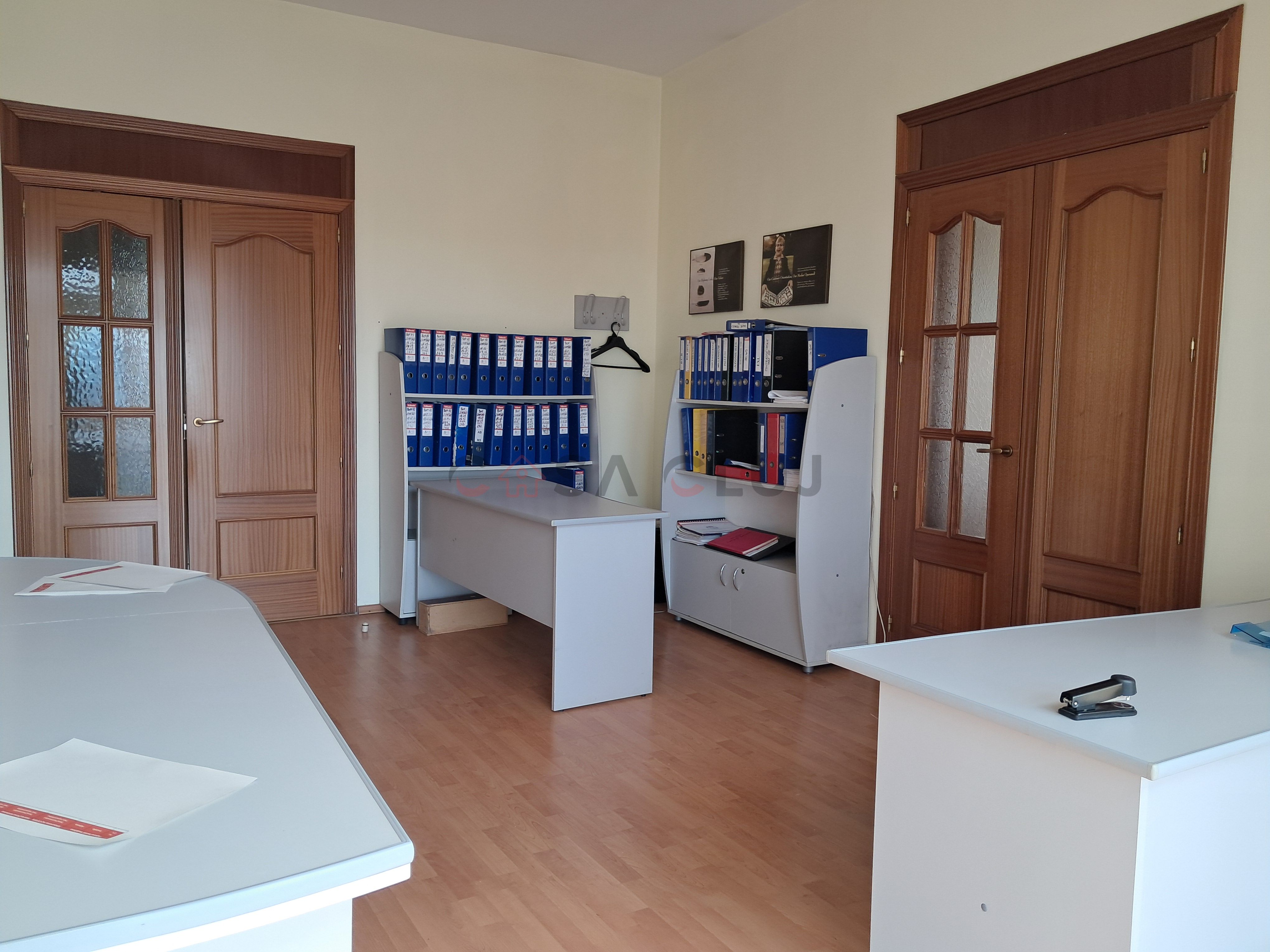 Apartament de 5 camere în Vilă , ideal ivestiție, parcări — fotografia 3