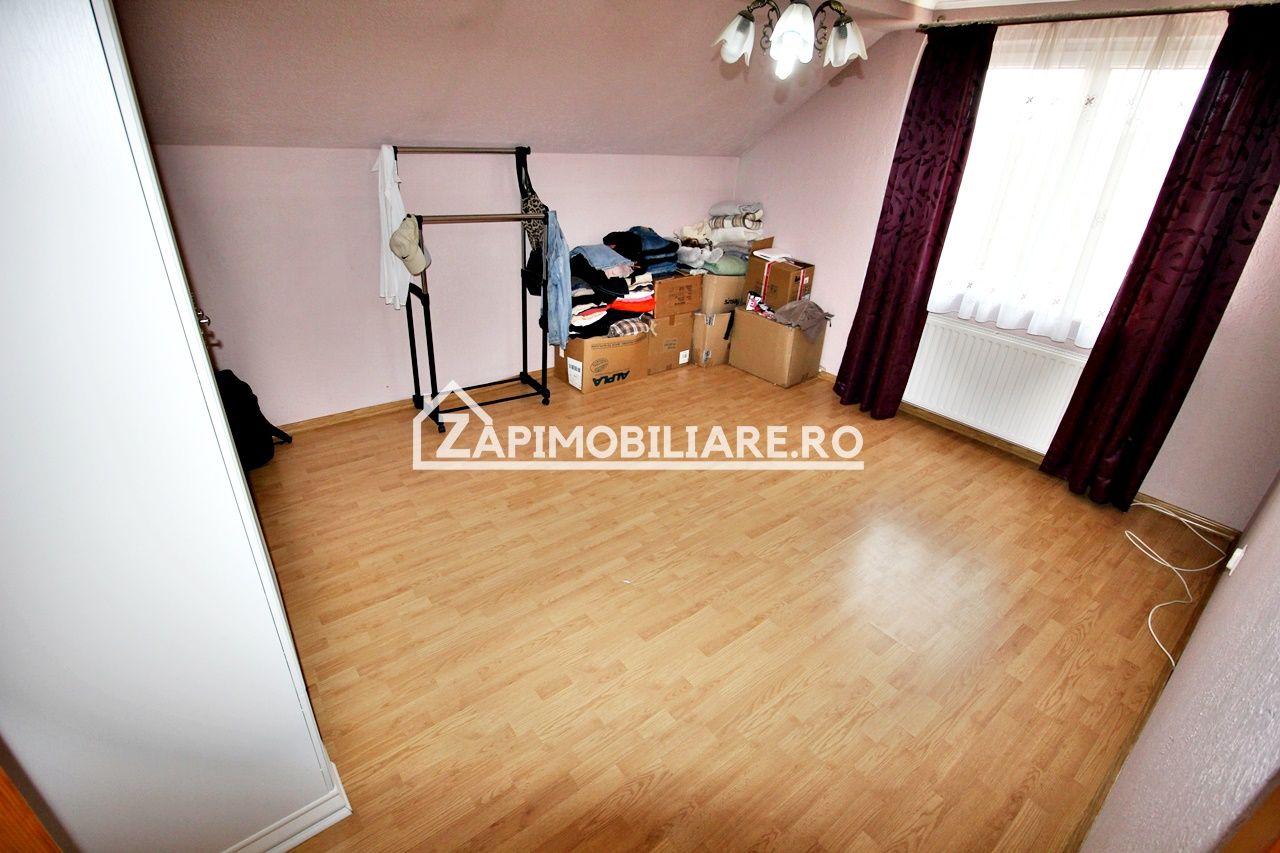 Casa 4 camere,2 bai,1 garaj,150mp,688 mp teren, 0% comision — fotografia 5
