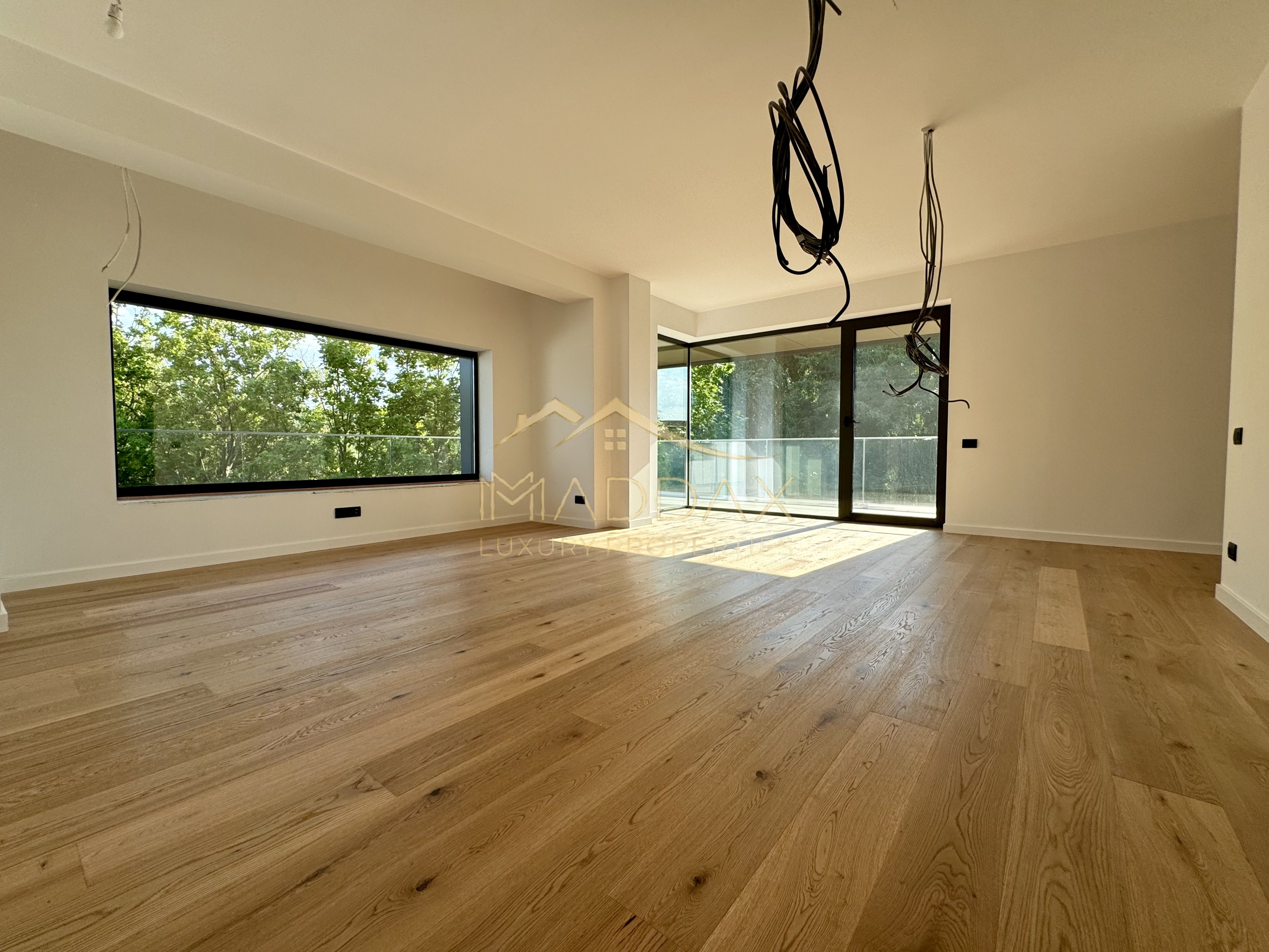 Vila cu 5 camere  *366mp* / Curte privată *315mp* / Pipera - Lake View — fotografia 17