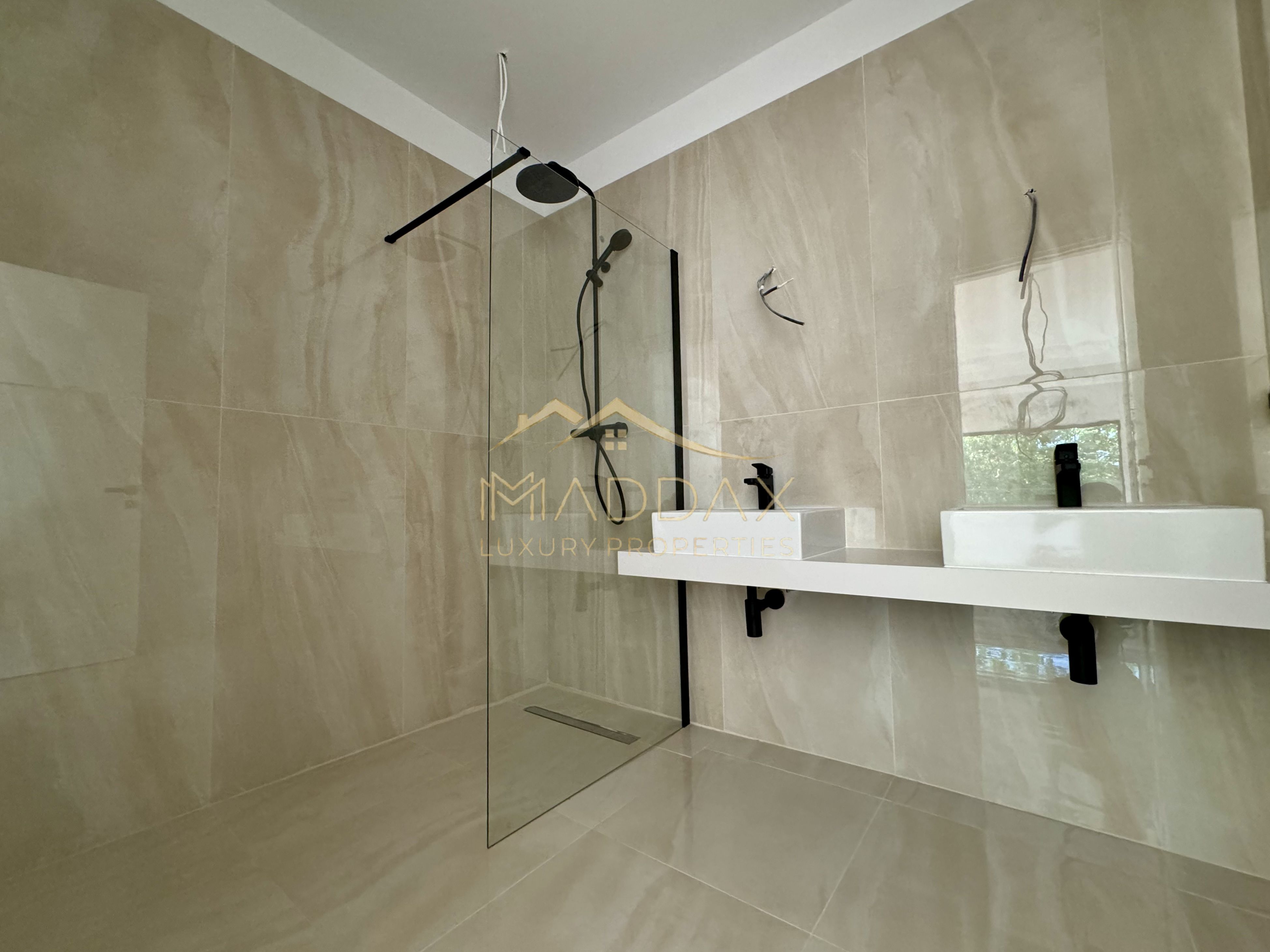 Vila cu 5 camere  *366mp* / Curte privată *315mp* / Pipera - Lake View — fotografia 30