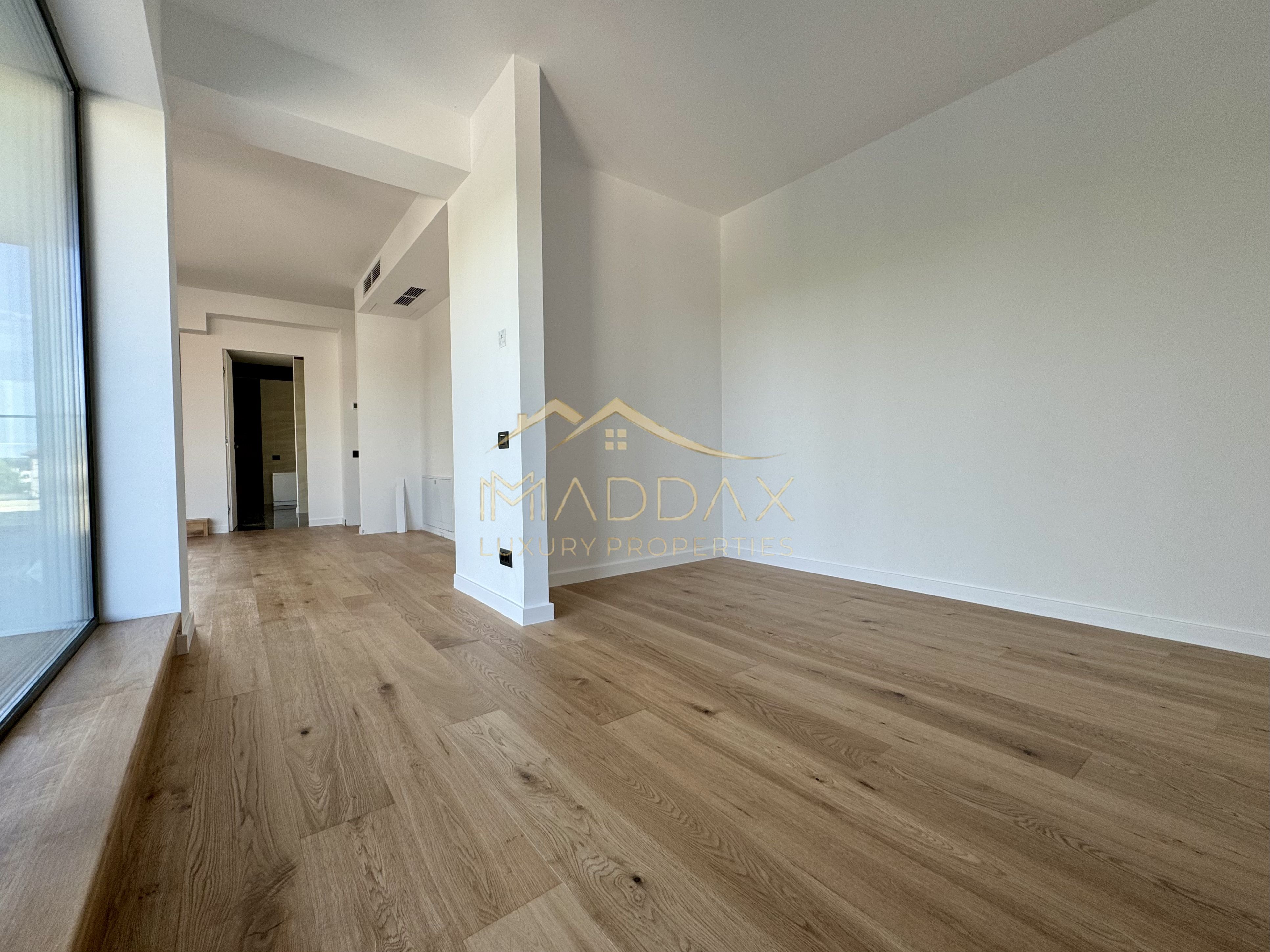 Vila cu 5 camere  *366mp* / Curte privată *315mp* / Pipera - Lake View — fotografia 35