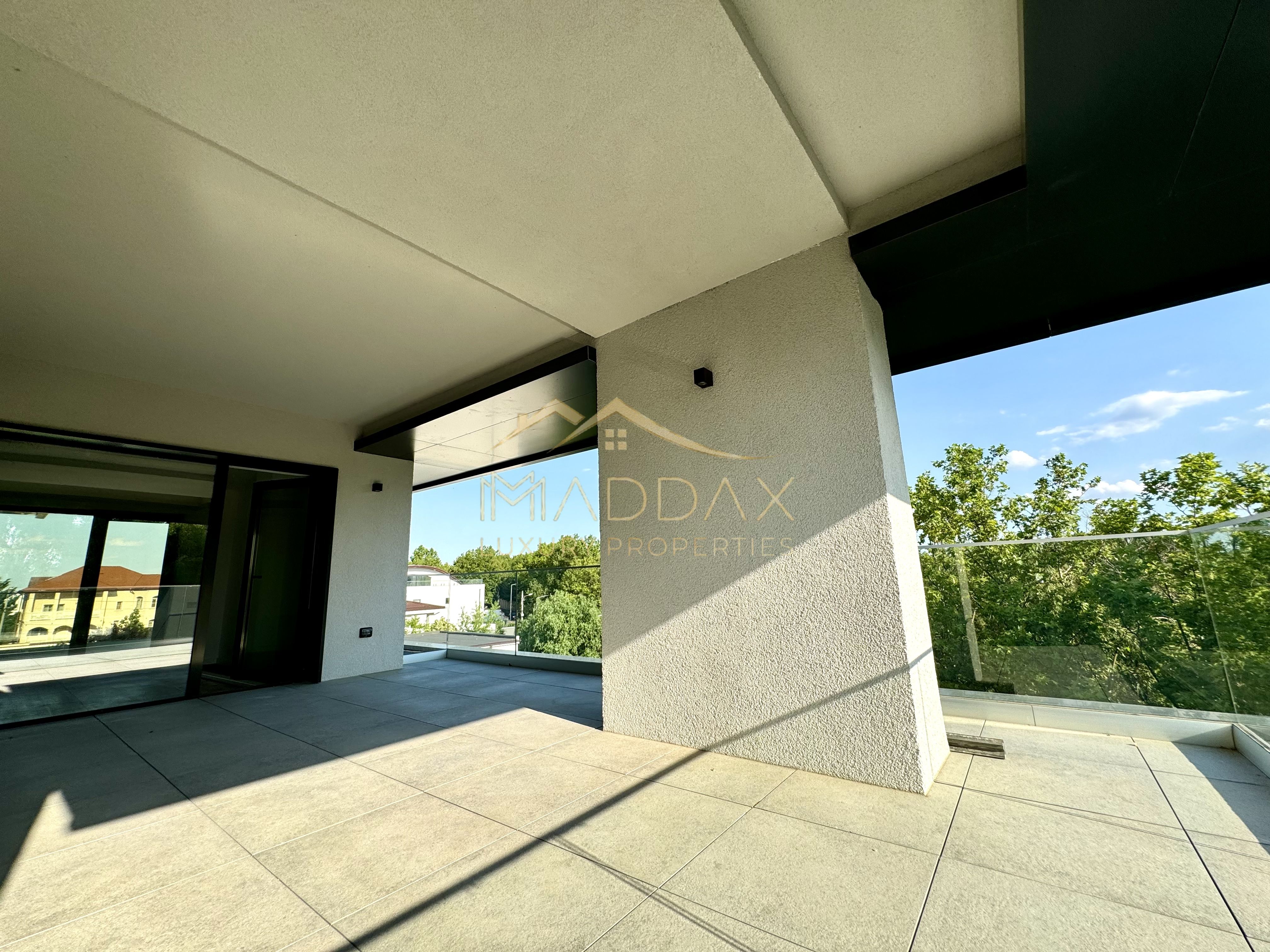 Vila cu 5 camere  *366mp* / Curte privată *315mp* / Pipera - Lake View — fotografia 39
