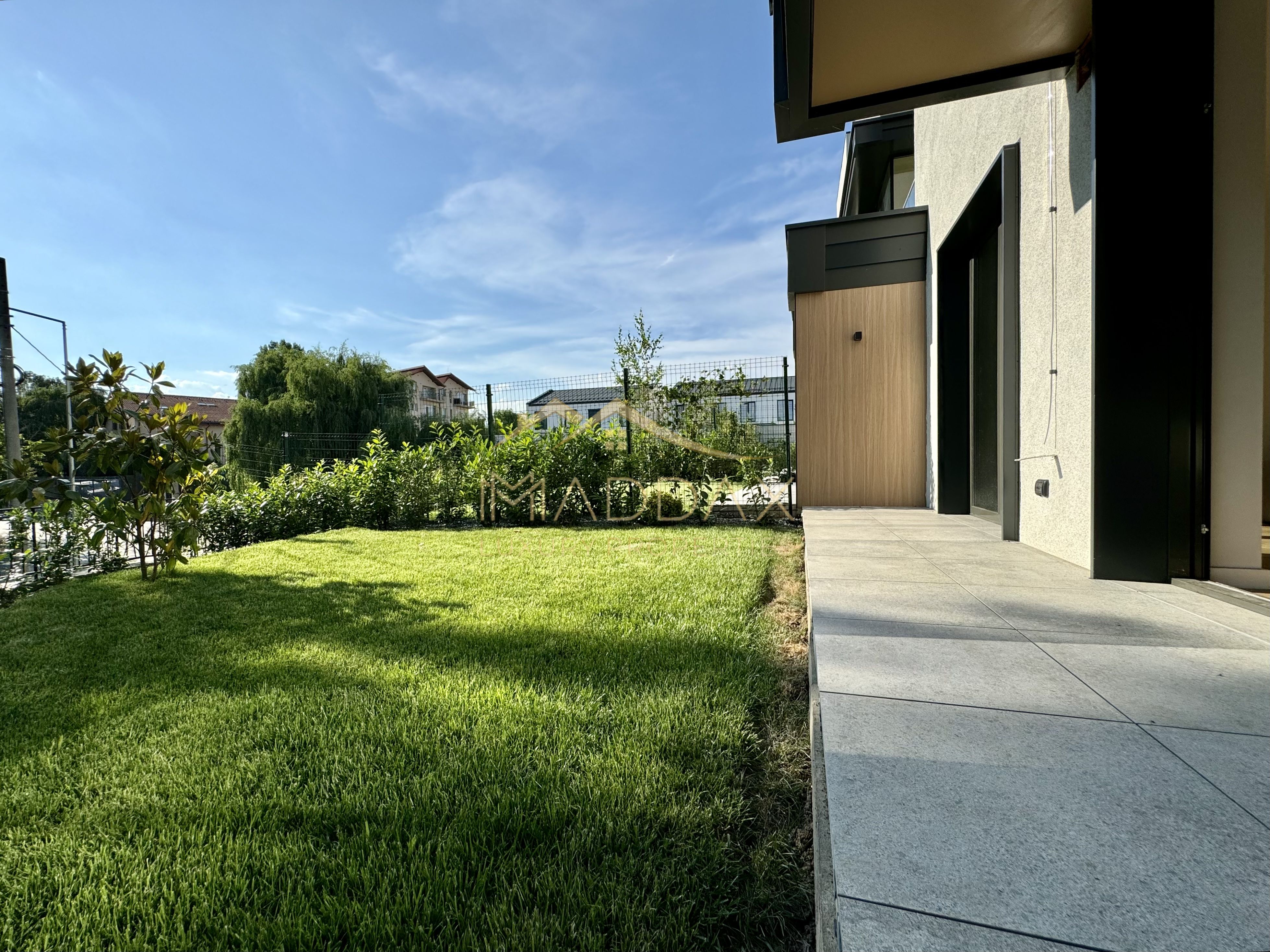 Vila cu 5 camere  *366mp* / Curte privată *315mp* / Pipera - Lake View — fotografia 4