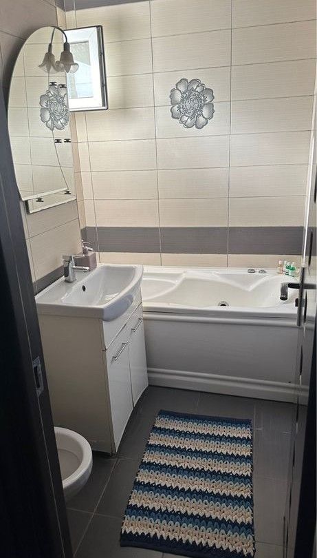 Apartament 2 camere in Craiovita Noua - complet mobilat si utilat — fotografia 8
