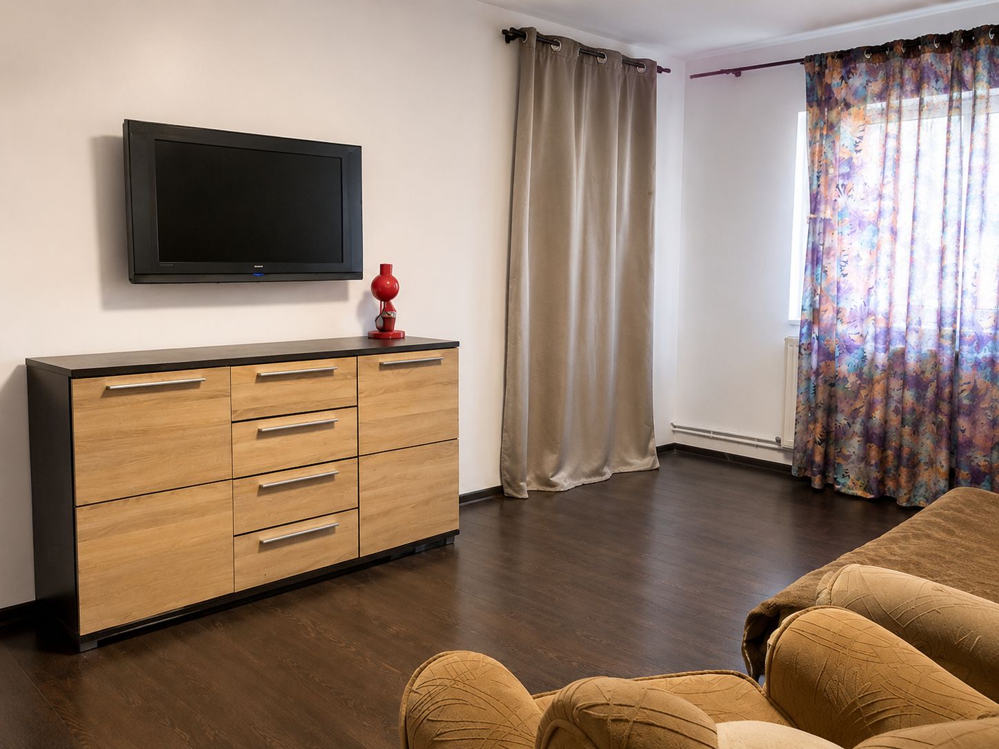 Apartament decomandat 3 camere și 2 balcoane, Calea Martirilor–Mures — fotografia 2
