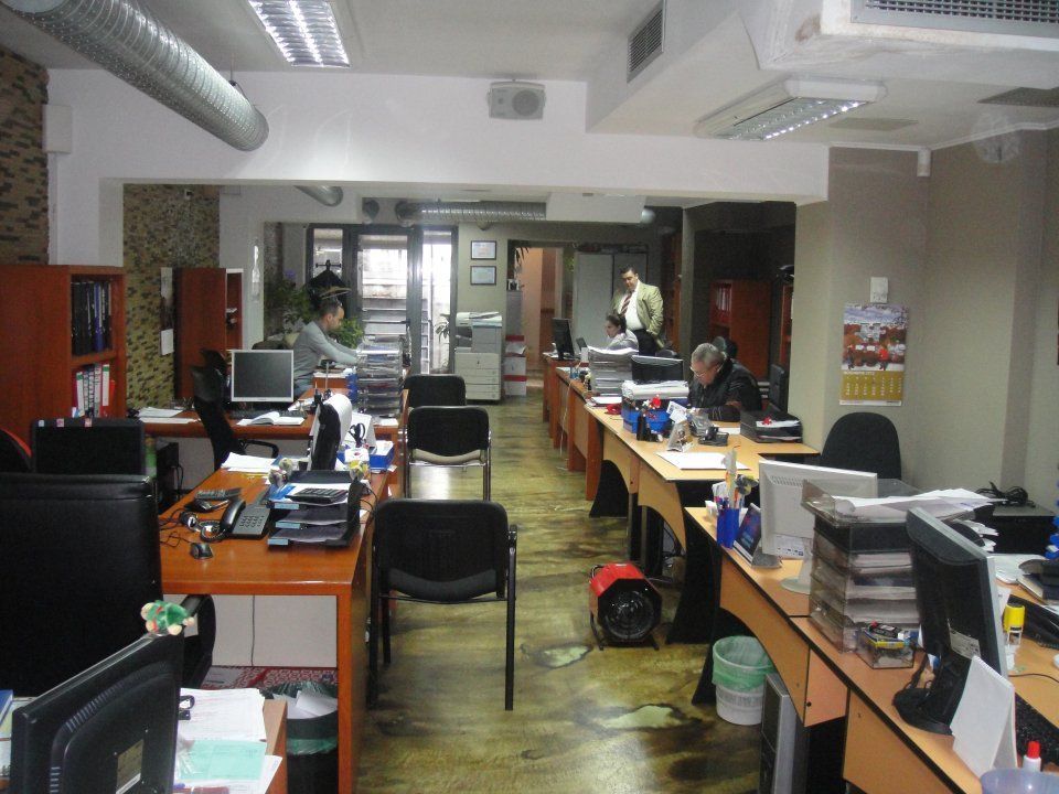 Birouri, salon infrumusetare, cabinet medical, centru wellness-Unirii cu Traian — fotografia 3