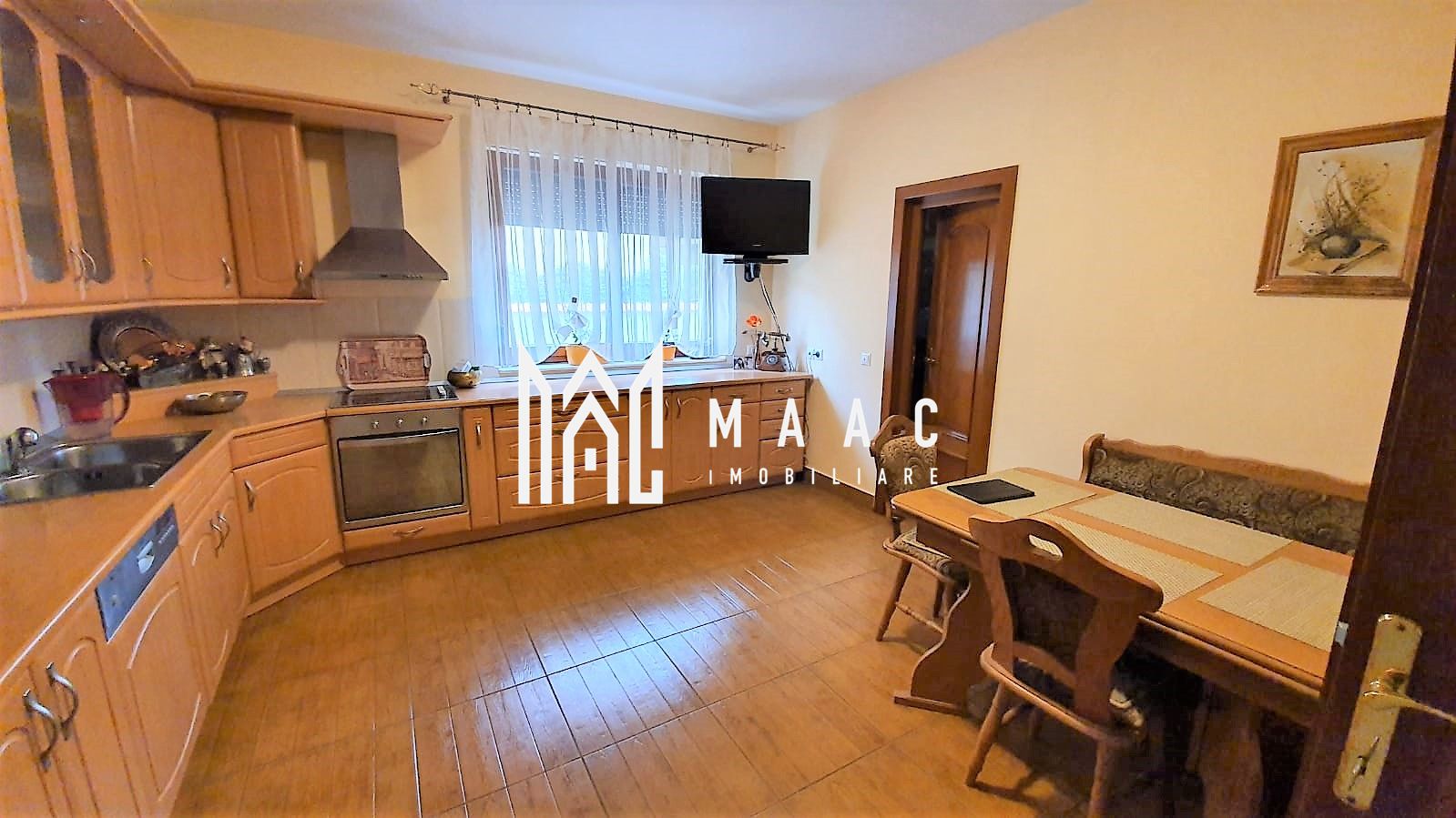 Casă în zona centrală | D+P+M | 310 mp utili | Teren 469 mp — fotografia 3