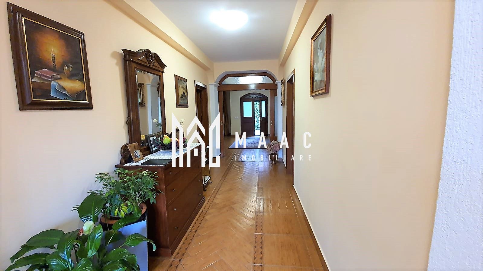Casă în zona centrală | D+P+M | 310 mp utili | Teren 469 mp — fotografia 4