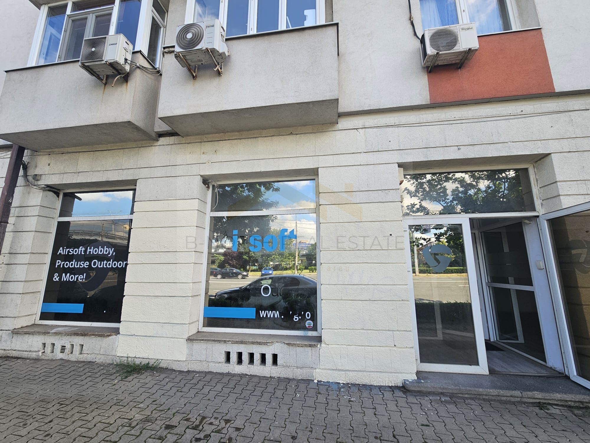 Spațiu comercial 205 mp, vitrină stradală 18 m, Calea Griviței – Pod Basarab — fotografia 2