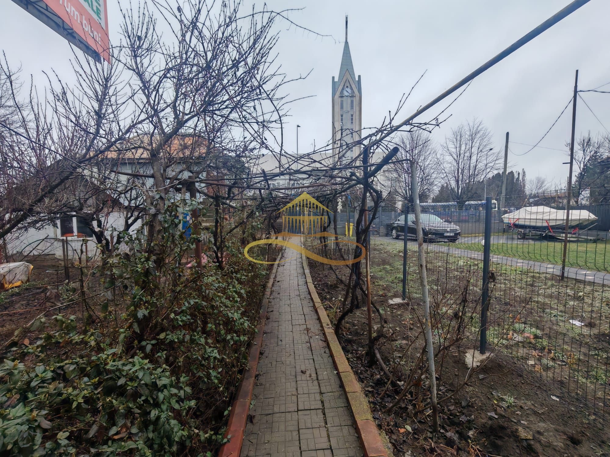 Vand casa batraneasca + Teren –zona REPUBLICII, Bacau, comision 0 — fotografia 5