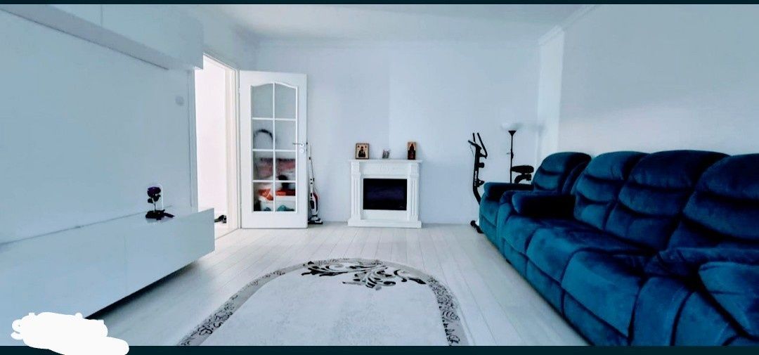 3 camere 13 septembrie  lux — fotografia 6