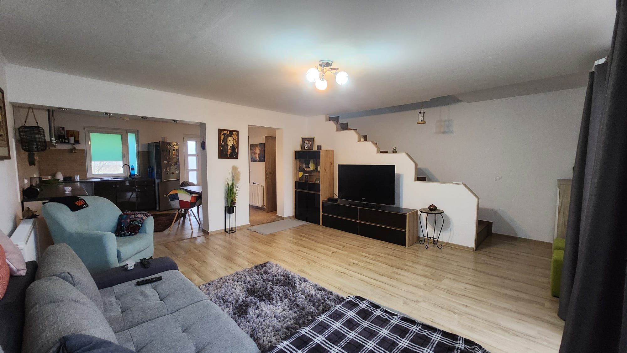 Casa 3 camere,2 bai, 1 garaj,100 mp,315 mp teren,0% comision — fotografia 10