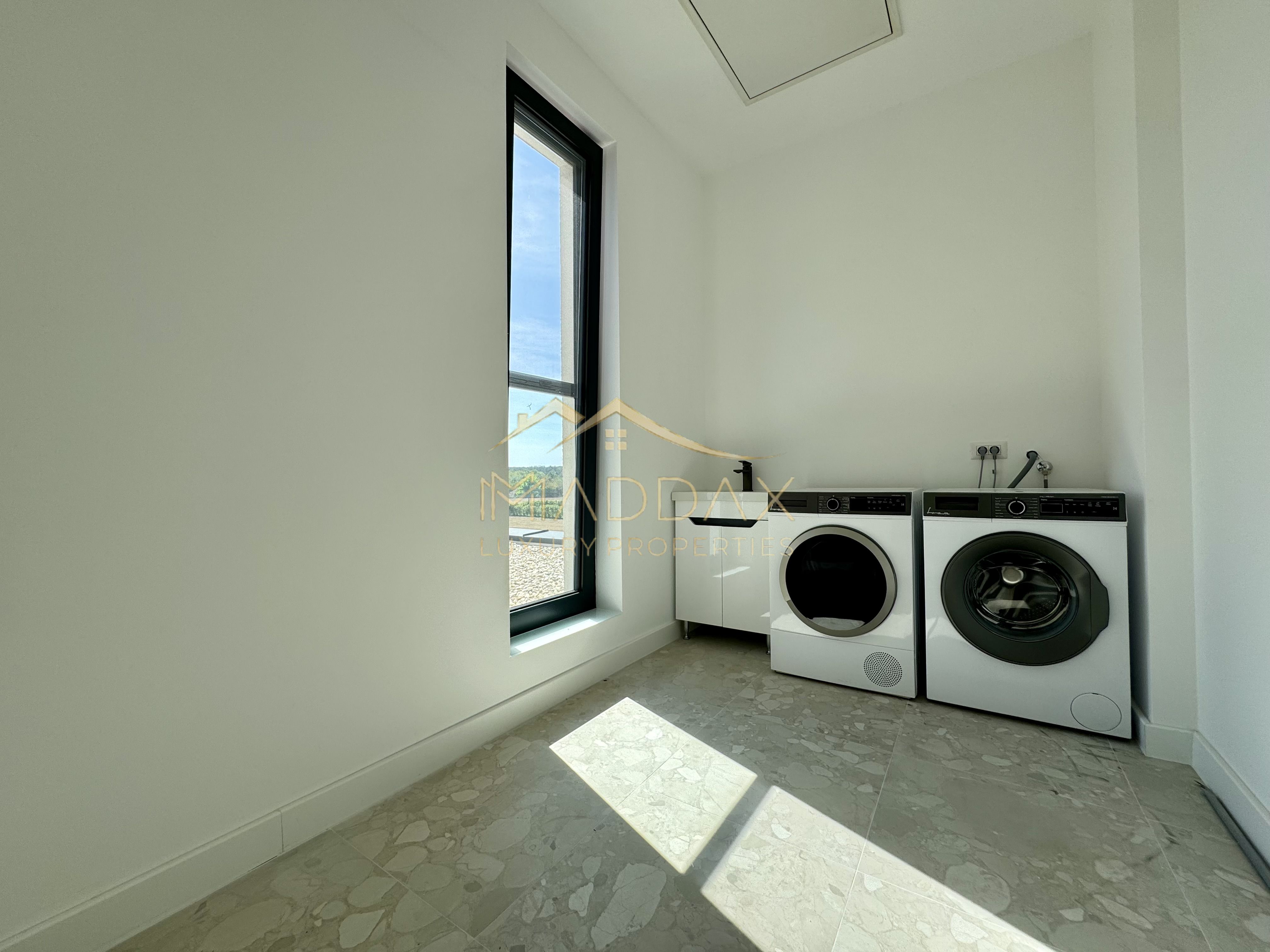 Vila Exclusivista in Mijlocul Naturii *959mp teren*/ 420mpc / Balotesti — fotografia 92