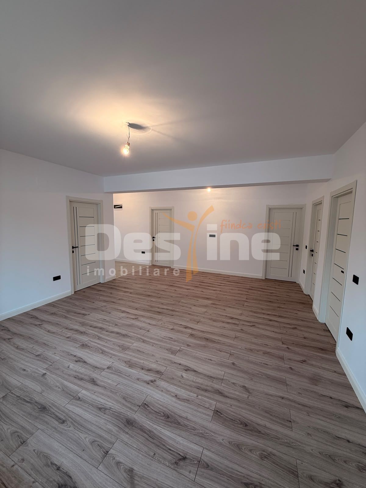 CASĂ LA COMANDĂ PLAN PARTER | TOMEȘTI | PERSONALIZARE FINISAJE — fotografia 3