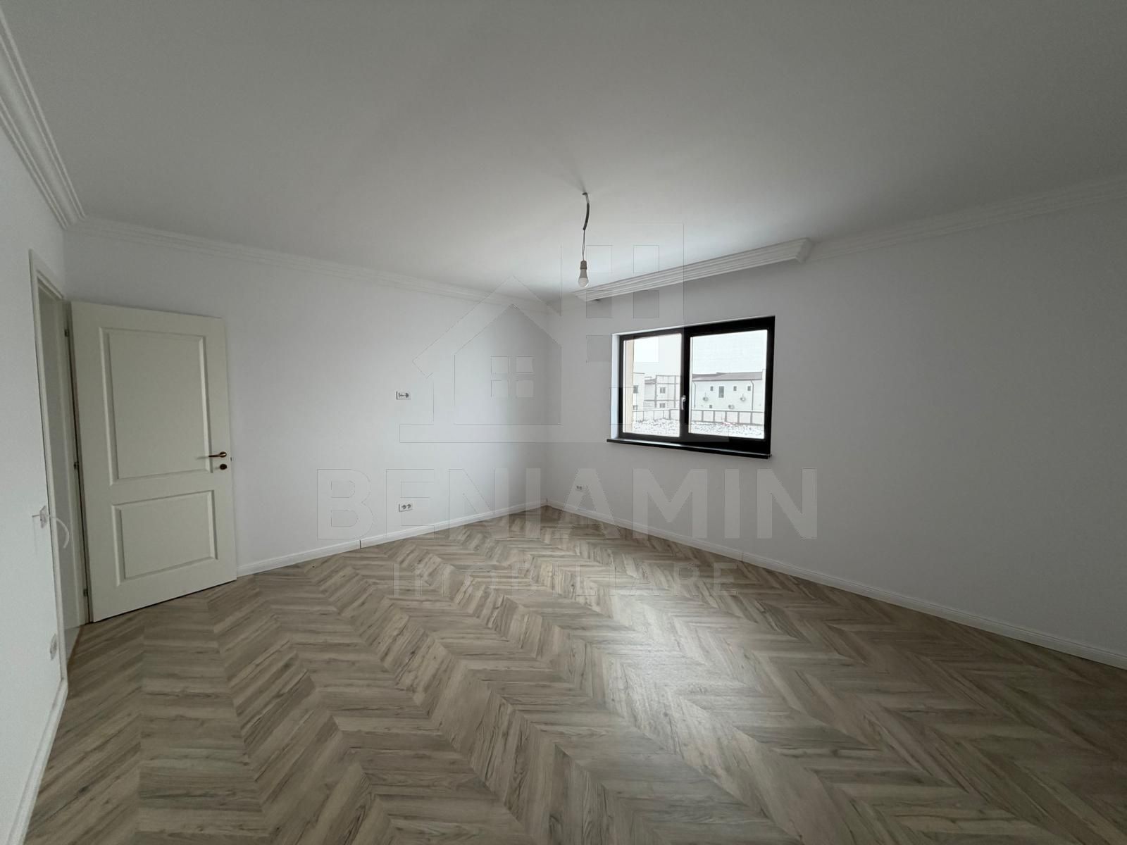 Casa P+1 Living-Bucatarie-3 Dormitoare-Toate utilitatile-Disponibila — fotografia 3