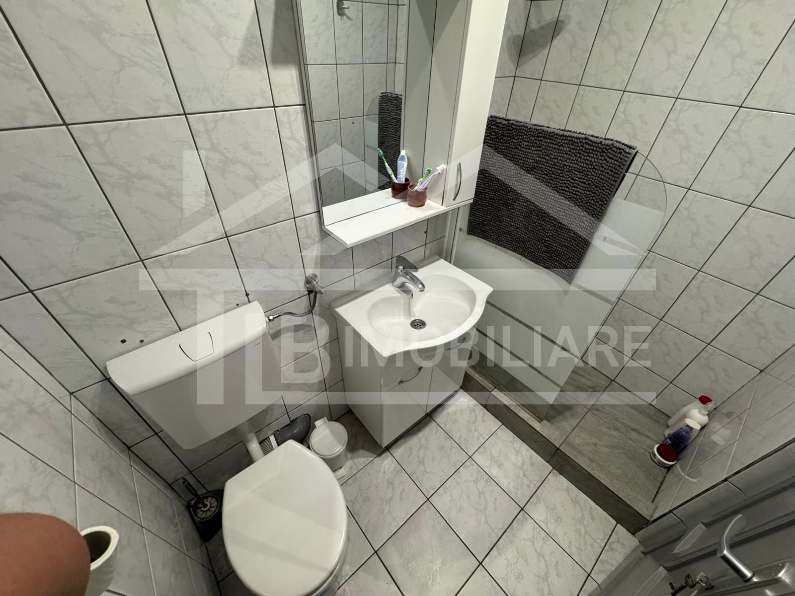 Apartament de 3 camere, decomandat, modern, 70mp, Zona UMFST — fotografia 11