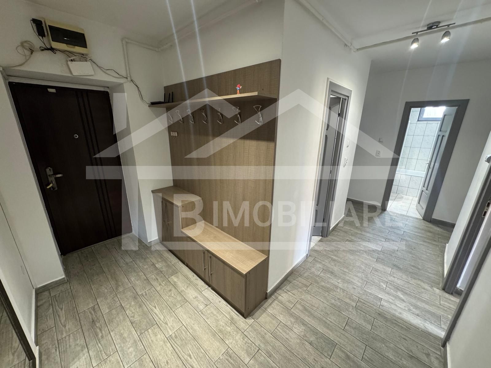 Apartament de 3 camere, decomandat, modern, 70mp, Zona UMFST — fotografia 12