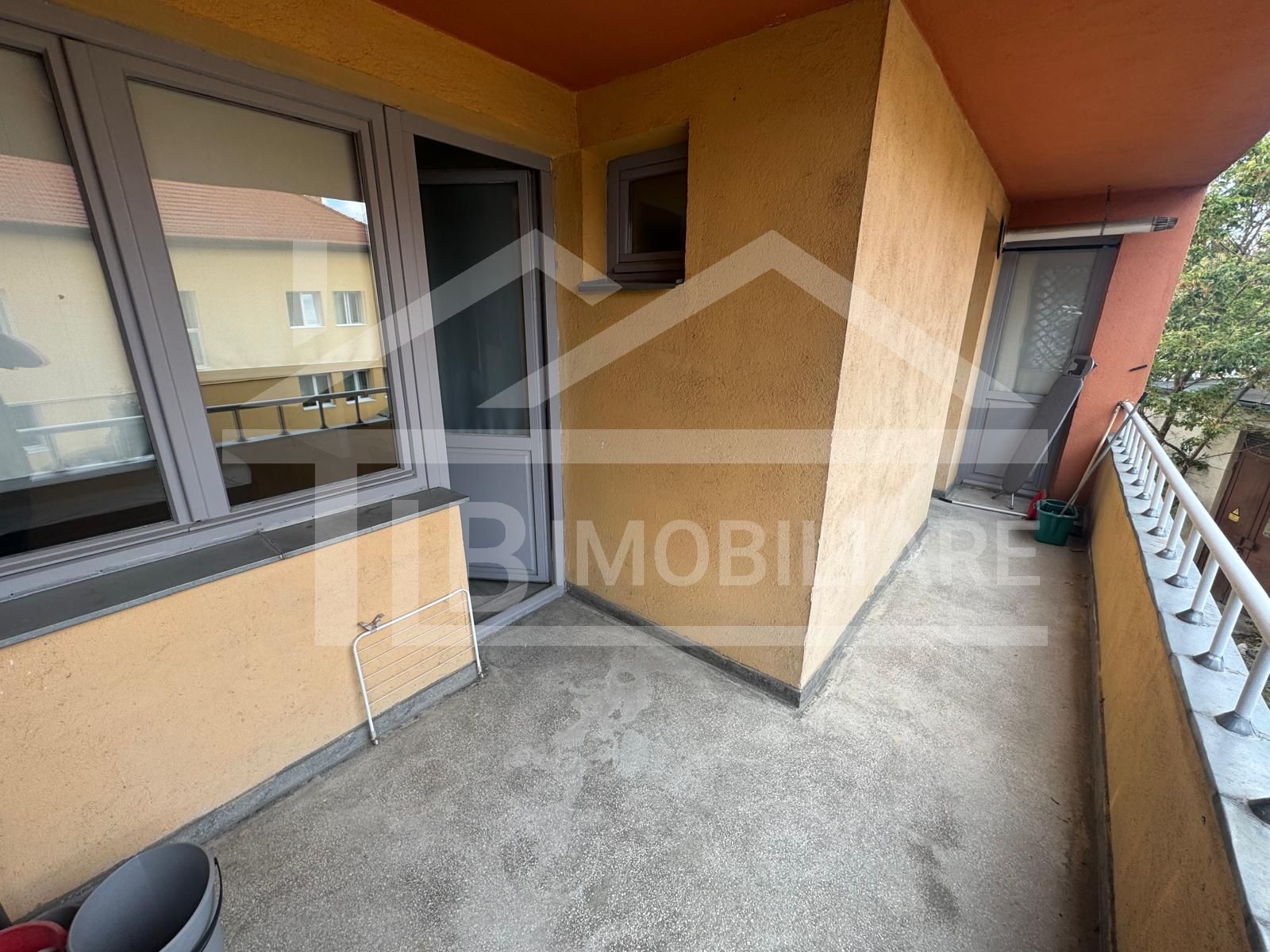 Apartament de 3 camere, decomandat, modern, 70mp, Zona UMFST — fotografia 15