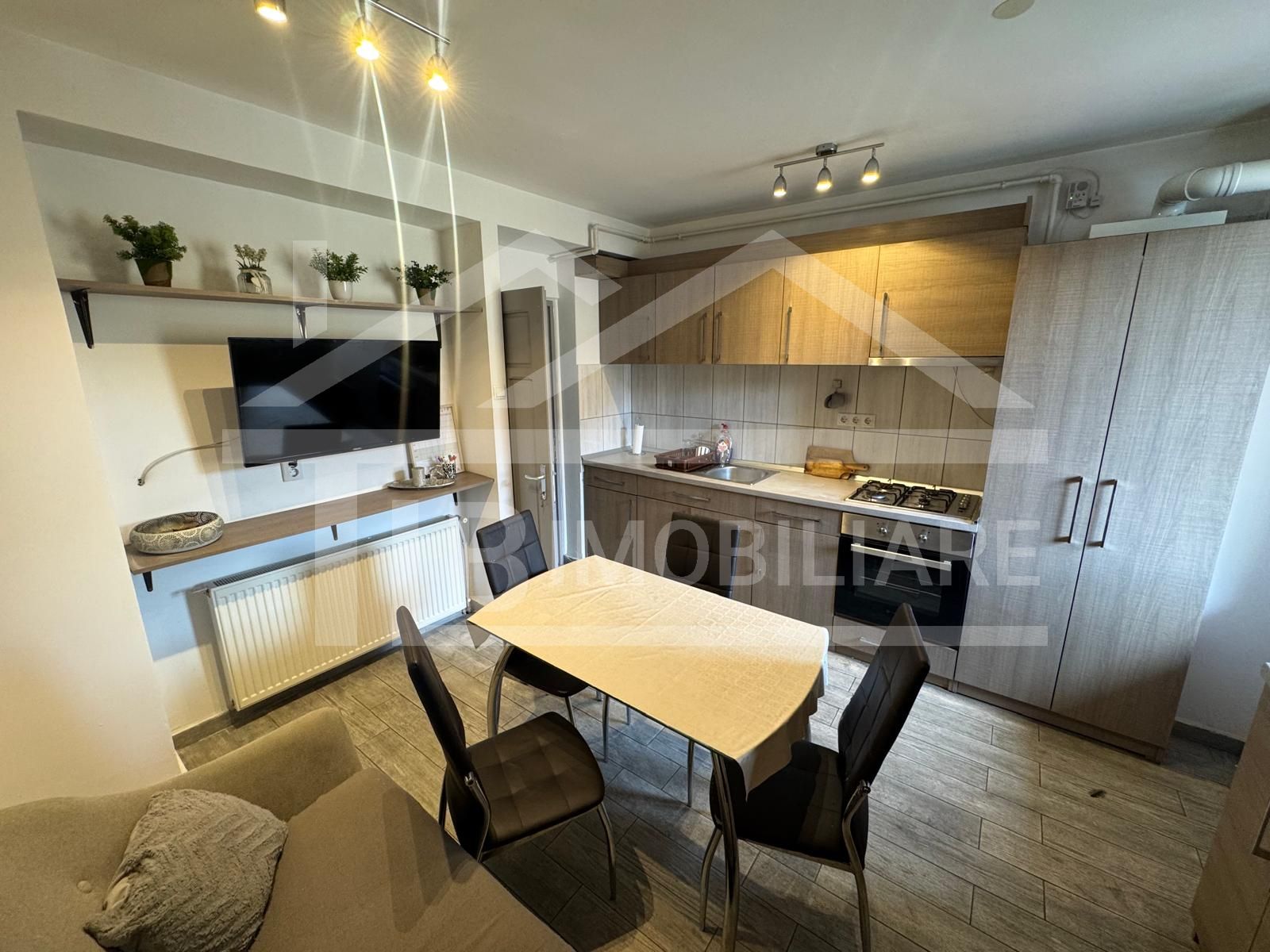 Apartament de 3 camere, decomandat, modern, 70mp, Zona UMFST — fotografia 8