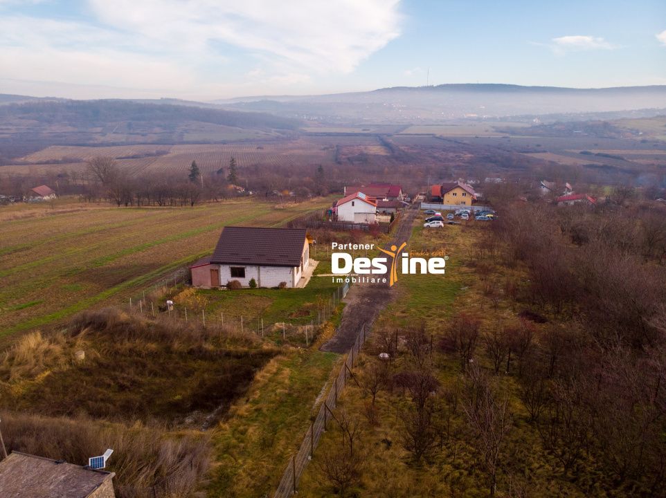 Casă individuală 75 mp P+POD 570 mp teren canalizare Ciurea