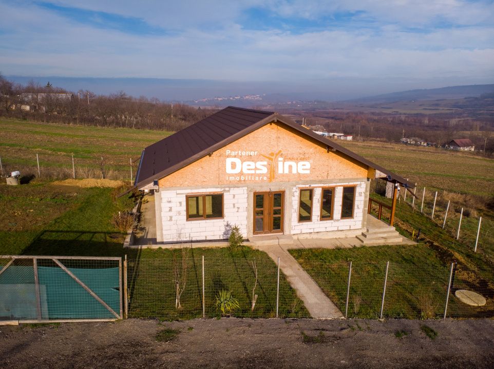 Casă individuală 75 mp P+POD 570 mp teren canalizare Ciurea — fotografia 4
