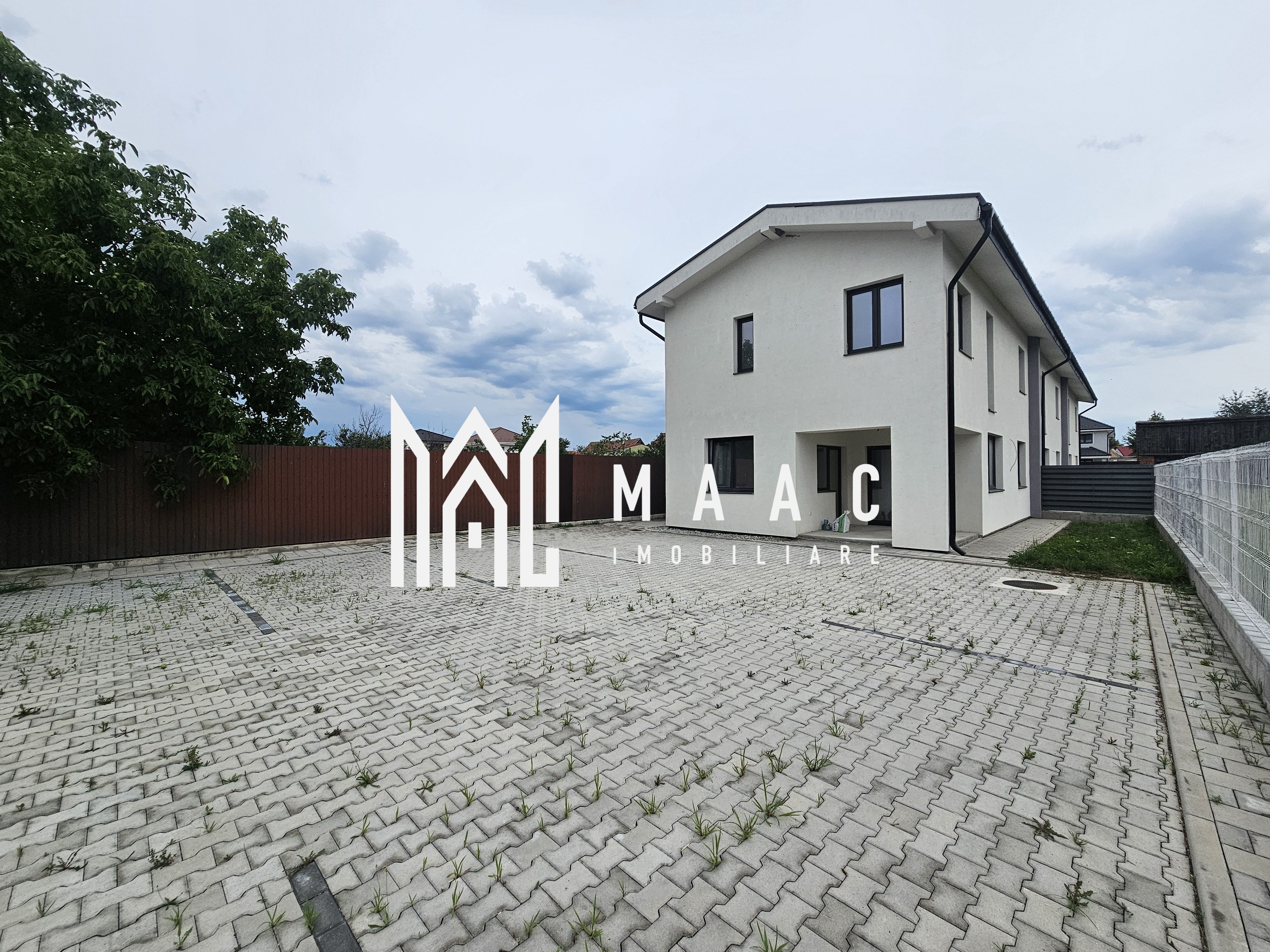 Casă triplex | 4 camere | 115 mp utili | 2 parcări | Șelimbăr
