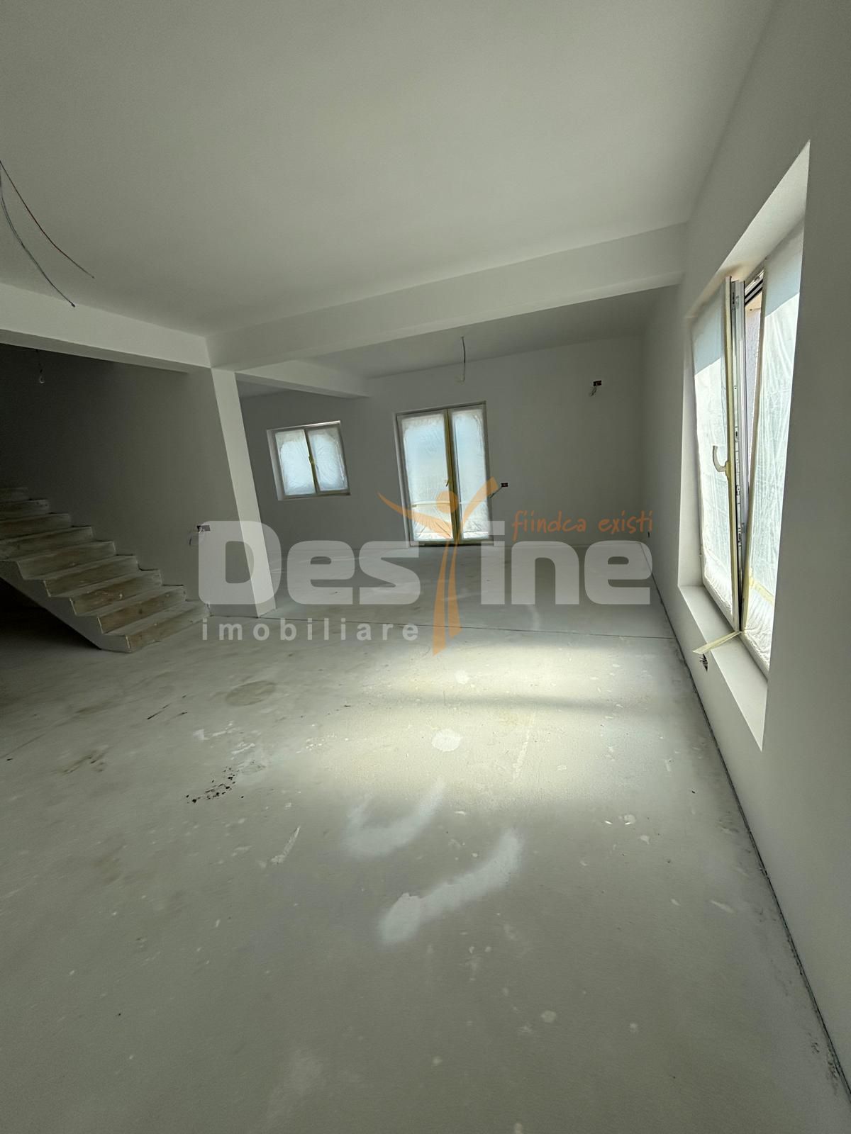 CASA INSIRUITA  4 CAMERE PARTER+ETAJ+POD — fotografia 6